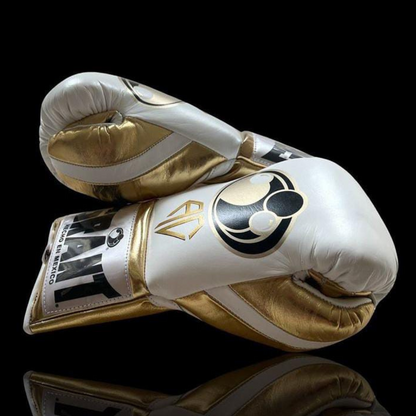 boxinggloves #boxing #boxingtraining #boxinglife #boxinggym #boxingworkout #mma #boxingday #boxingworld #kickboxing #muaythai #fitness #boxingcoach #boxinghype #boxingnews #ufc #boxeo #boxingdrills #boxinglifestyle #boxingclub #boxinggirl #boxingfitness #gloves #boxingfans #boxingislife #training #gym #boxingheads #boxingfamily #martialarts