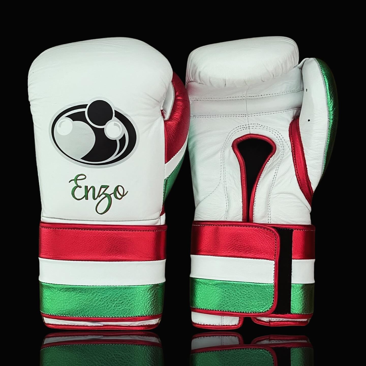 Grant Boxing Gloves White/Red/Green Leather