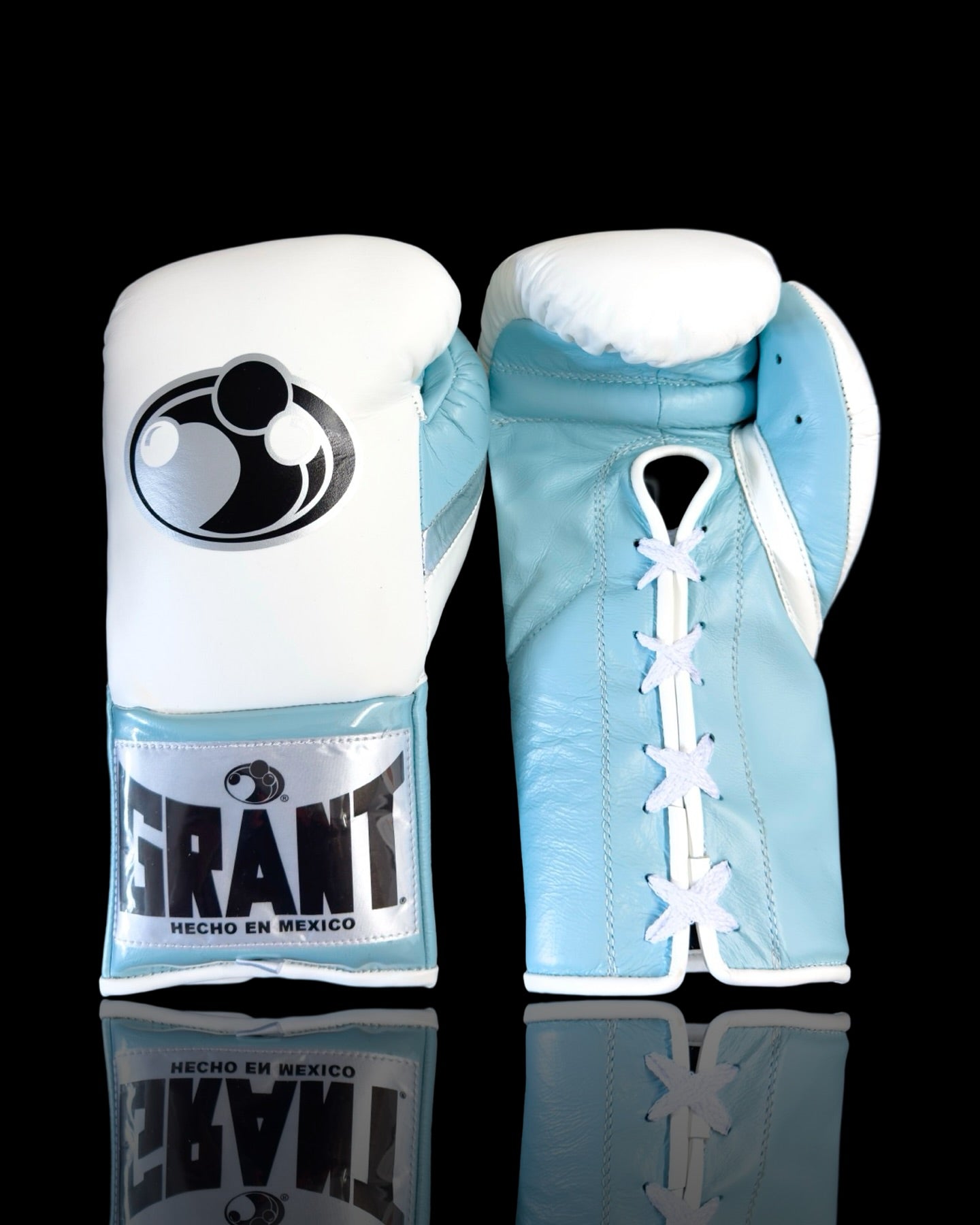 Grant Boxing Gloves White/Blue | Lace-Up