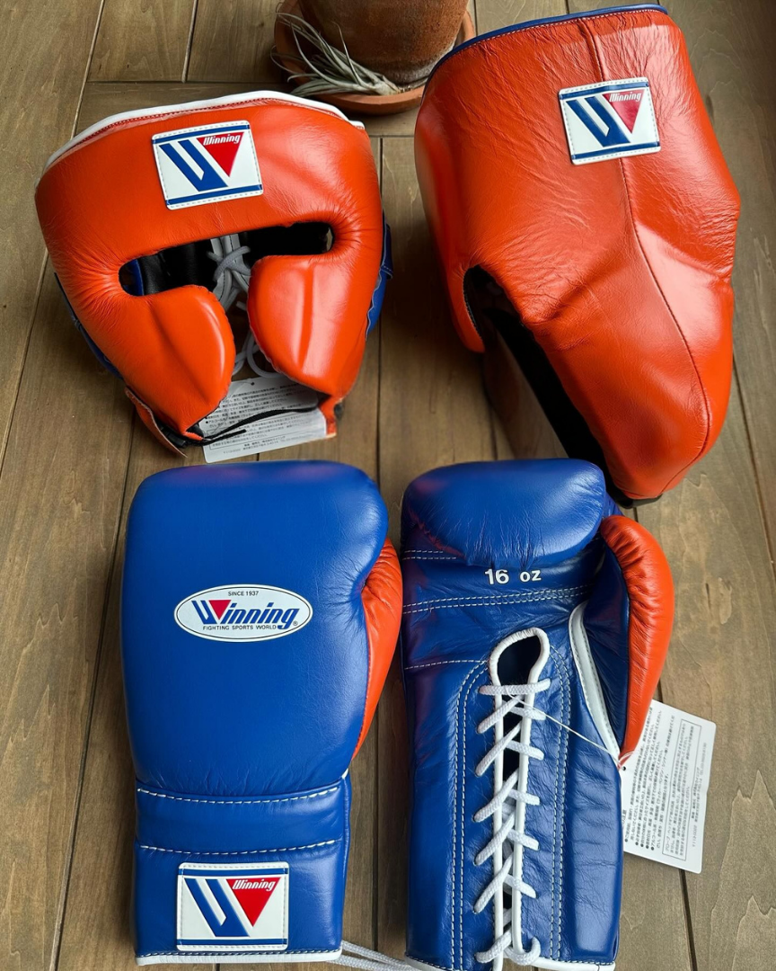 Value Winning Leather Gloves Set Orange/Blue Custom Bundle