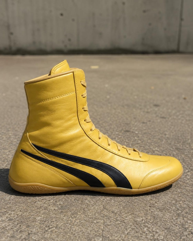 High-top boxing boots Yellow with lightweight design for fighters Close View