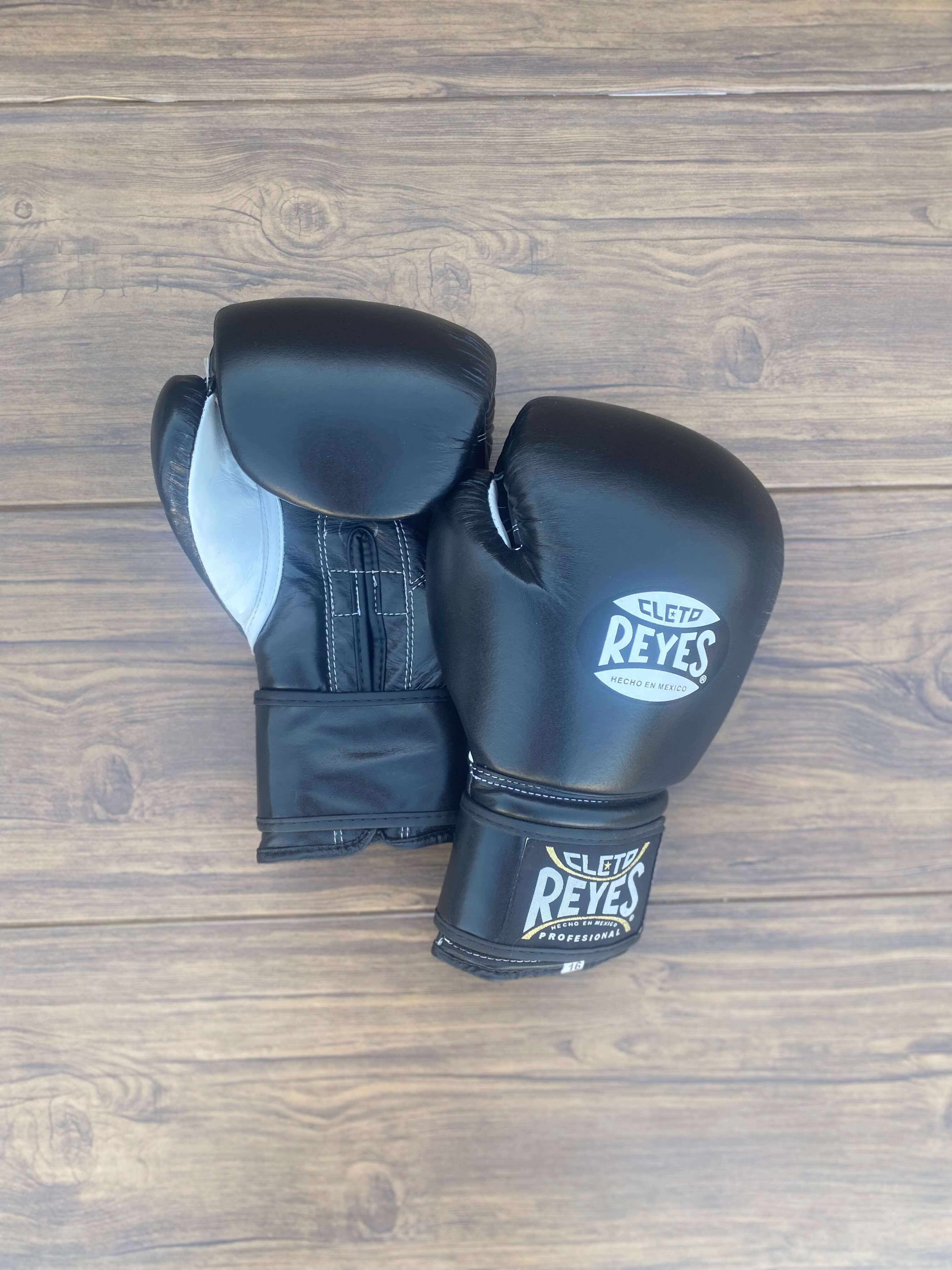 Cleto Reyes Black/White Boxing Gloves 14oz Genuine Leather Training Gloves View