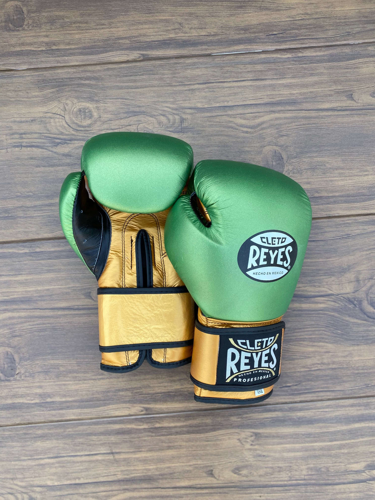 Cleto Reyes Boxing Gloves Green/Gold Leather Training Gloves for Boxing