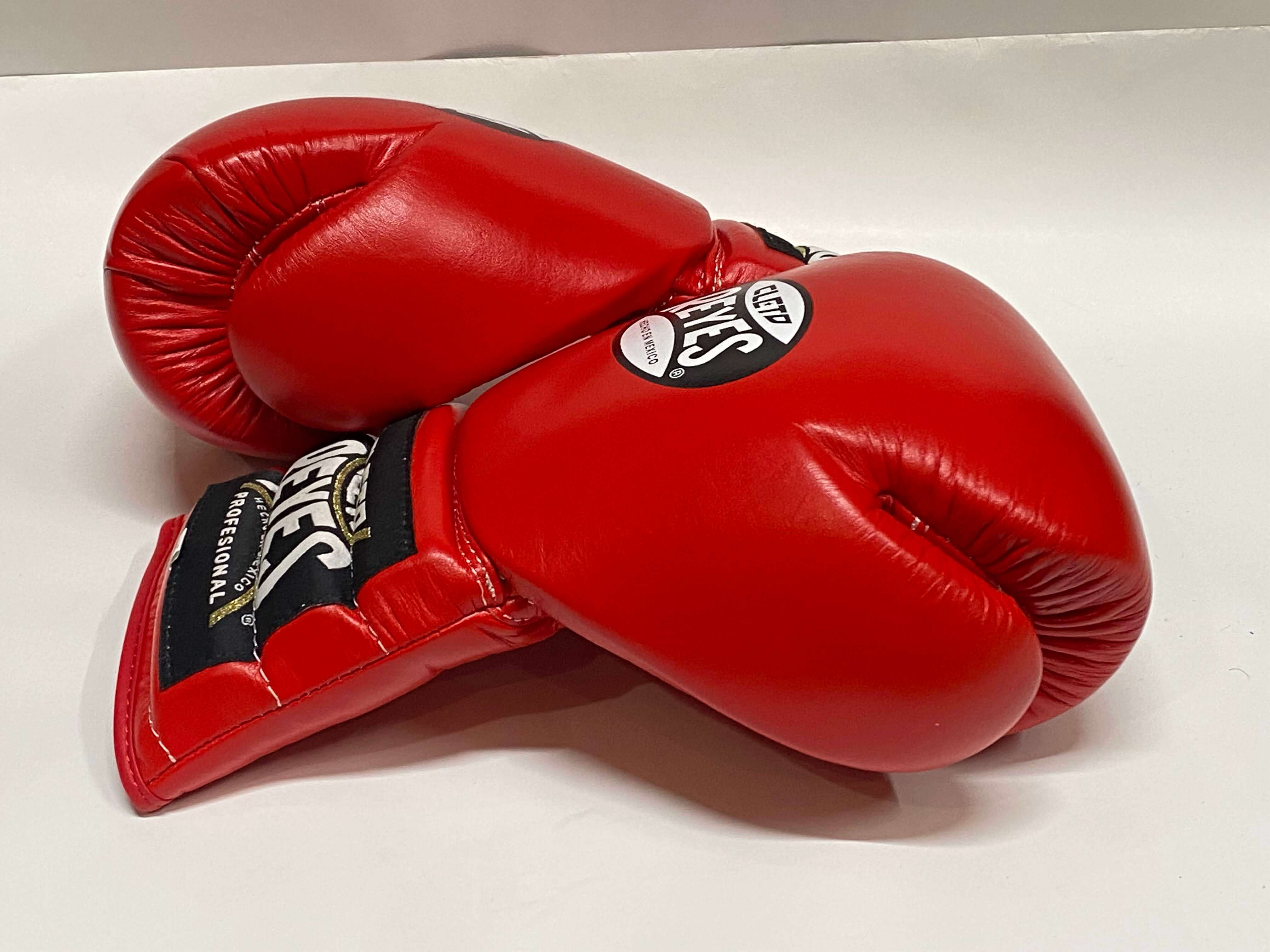 Cleto Reyes Red Leather Boxing Gloves Professional Training Pair Thumb View