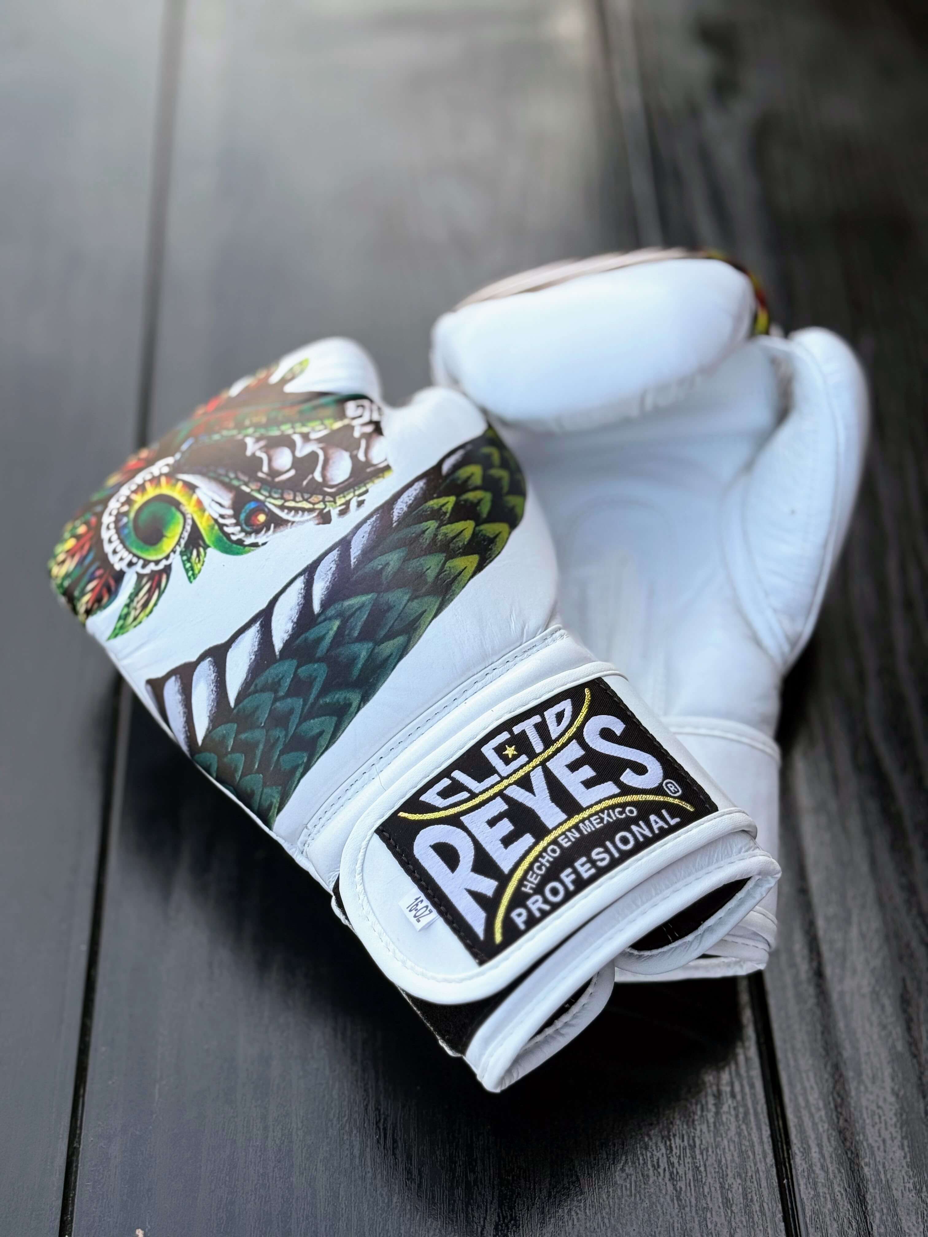 Cleto Reyes Boxing Gloves White Snake Style Velcro Design Close Up View