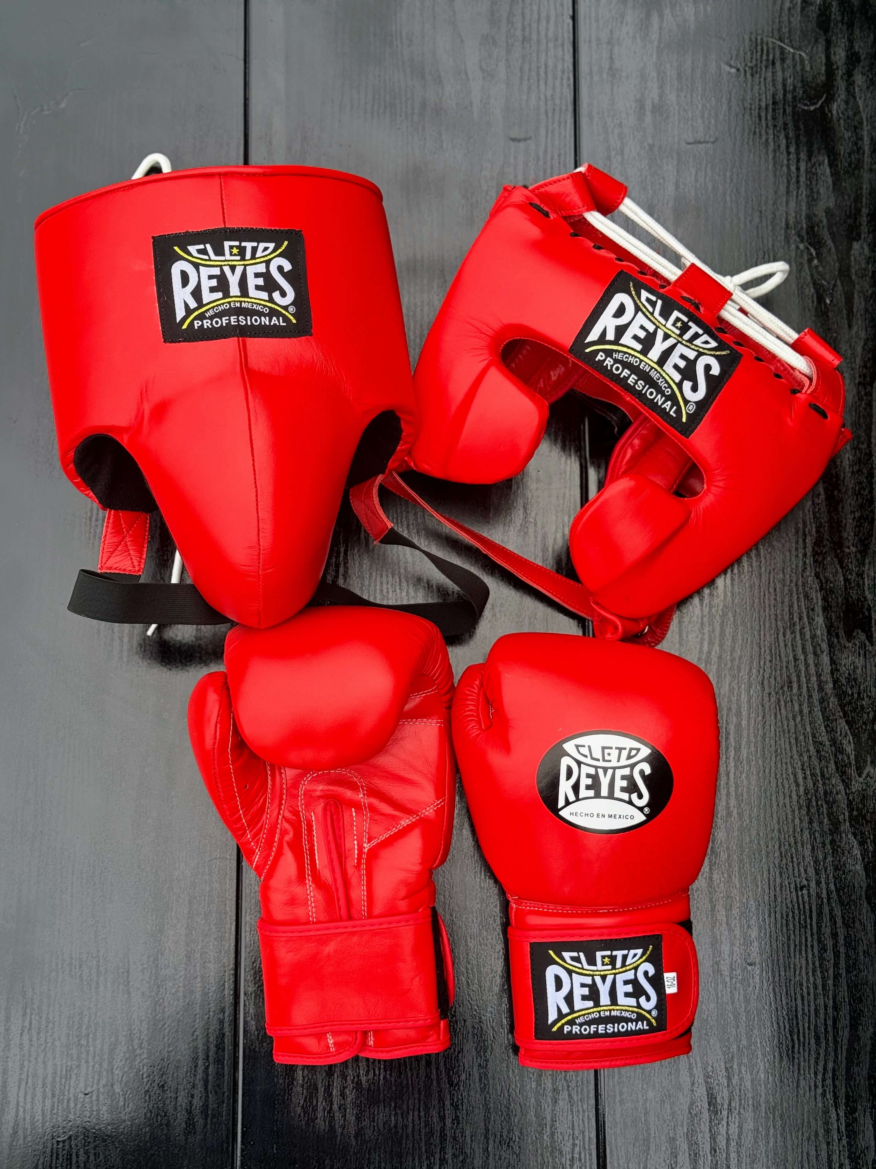 Cleto Reyes Boxing Set Red Gloves High Quality Training Equipment View