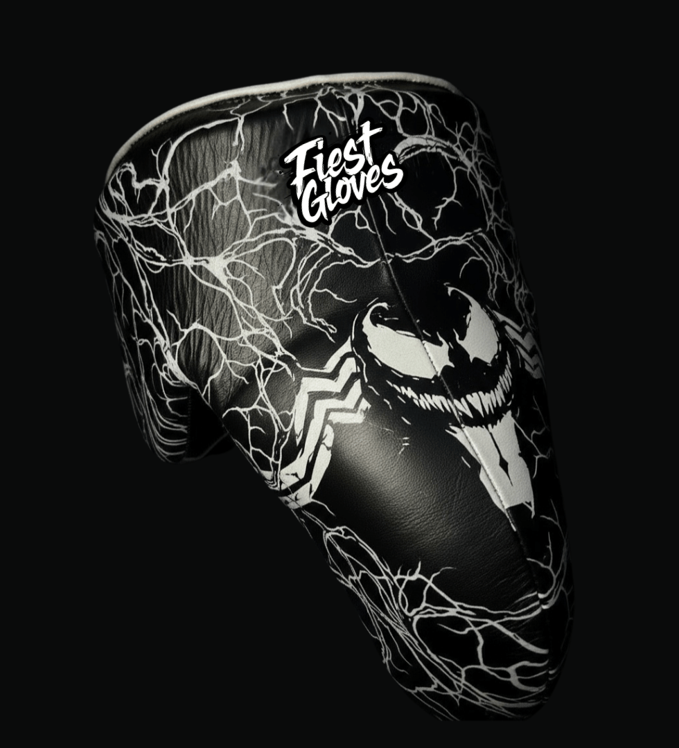Fiest Complete Boxing Set Black/White Groin Guard