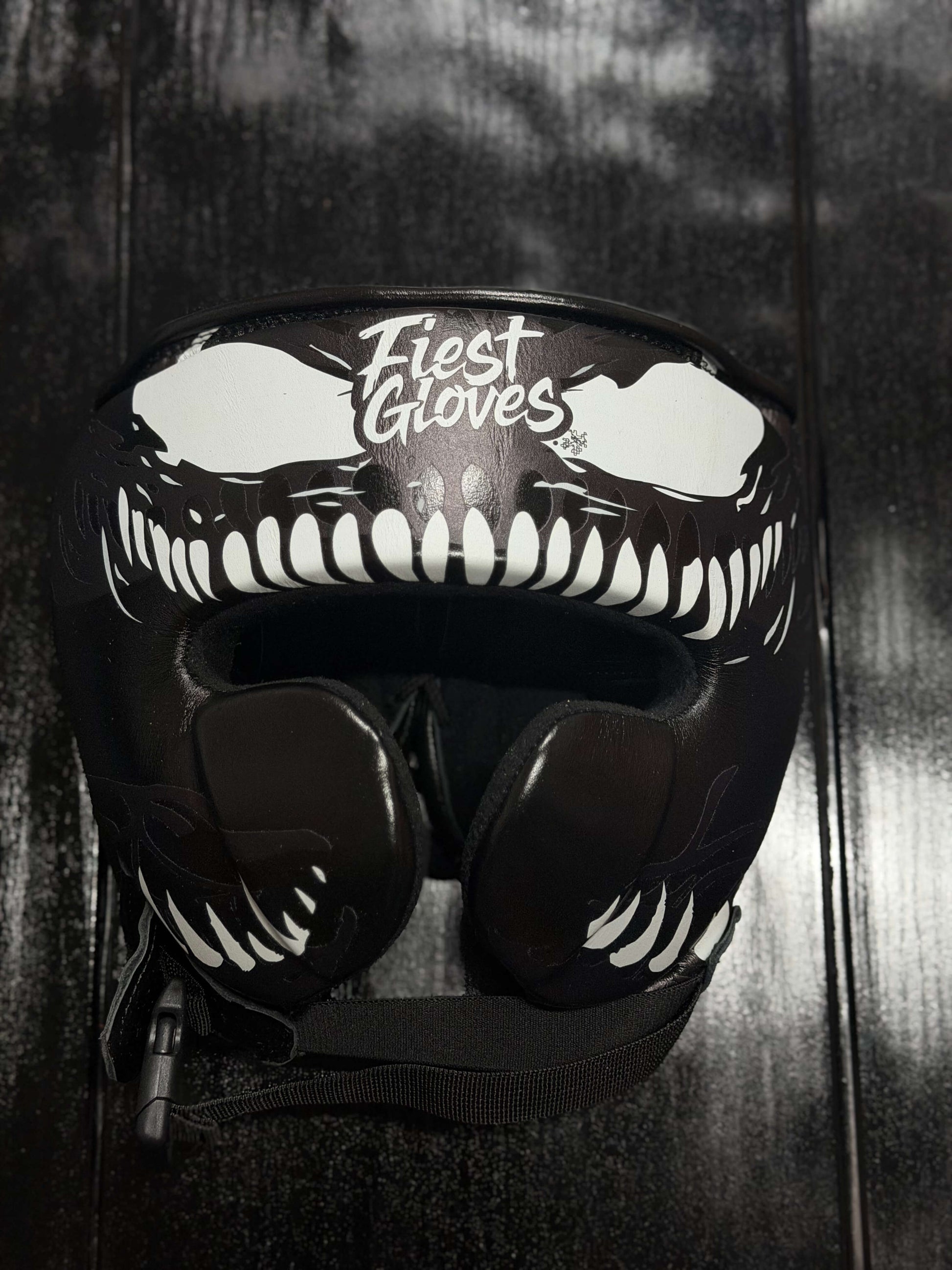 Fiest Winning Style Headguard Black Leather Head Guard for Training
