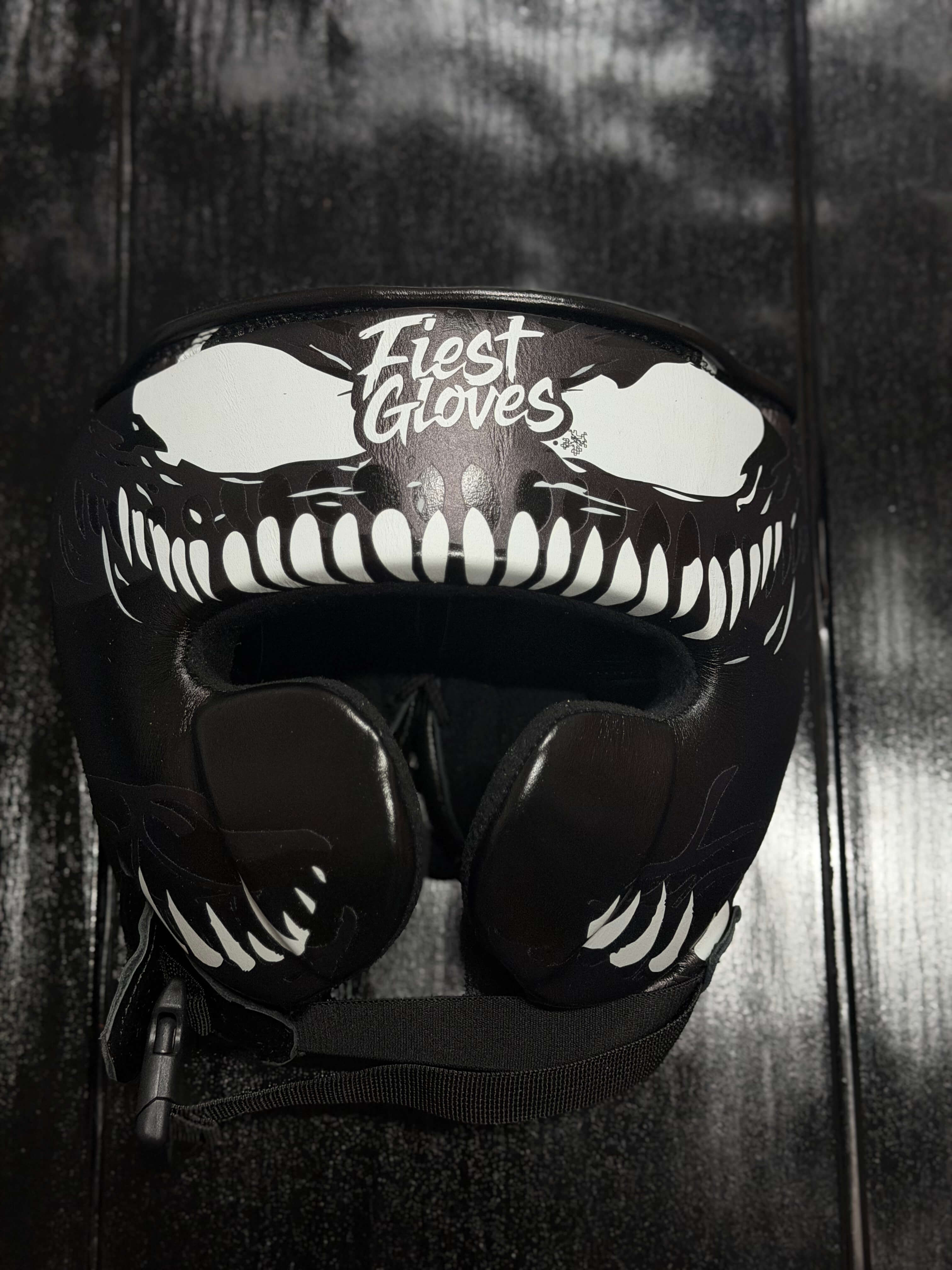 Fiest Winning Style Headguard Black Leather Head Guard for Training