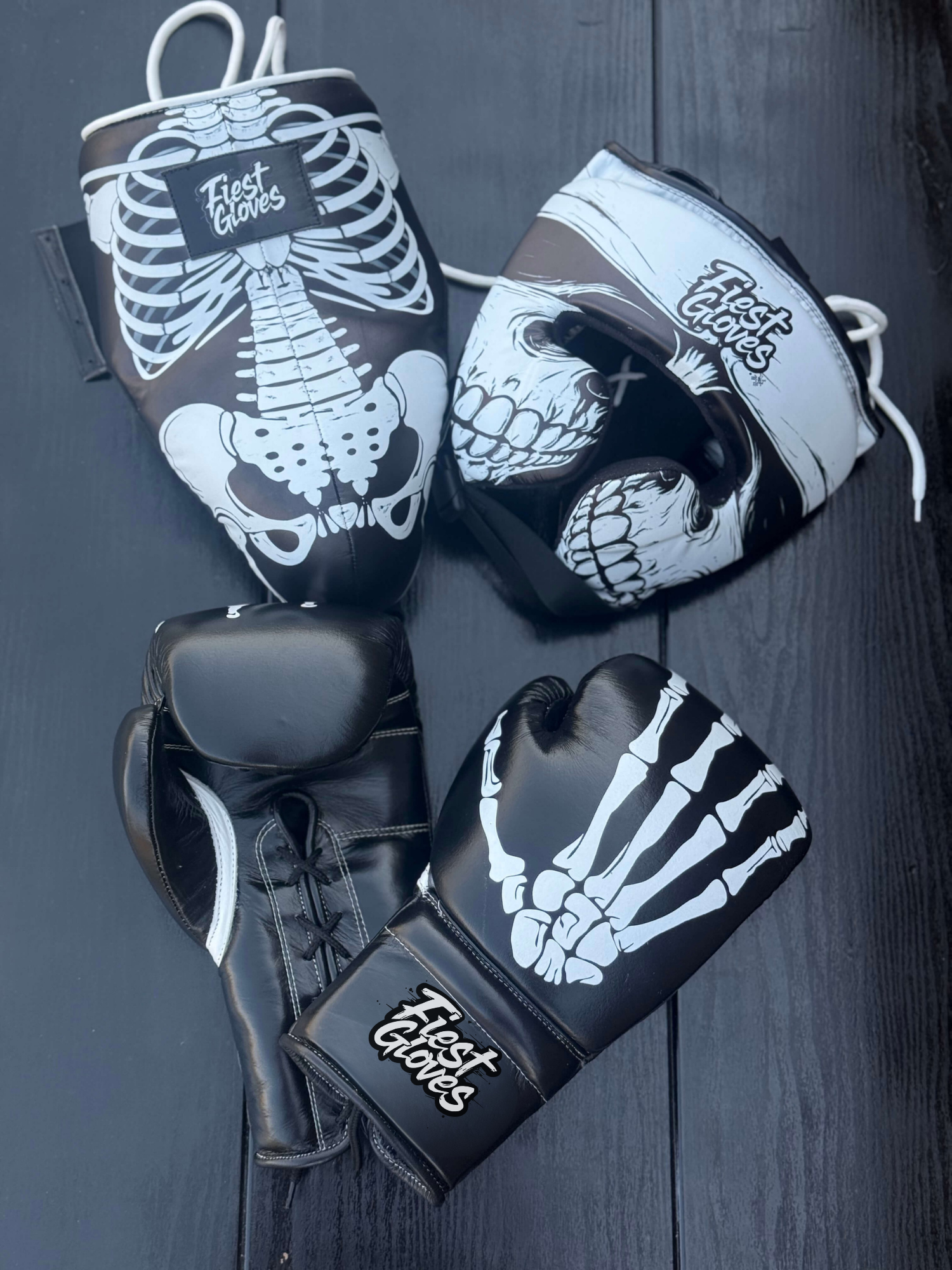 Fiest Winning Style Boxing Set Black/White Skeleton Style Sparring Set