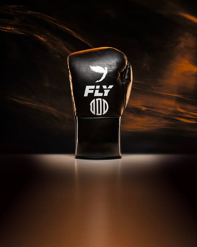 Fly Boxing Gloves Lace-Up | Black/White
