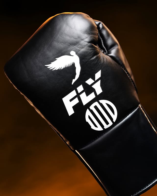 Fly Boxing Gloves Lace-Up | Black/White