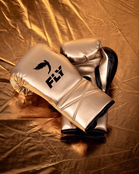 Fly Boxing Gloves Lace-Up | Gold/Black