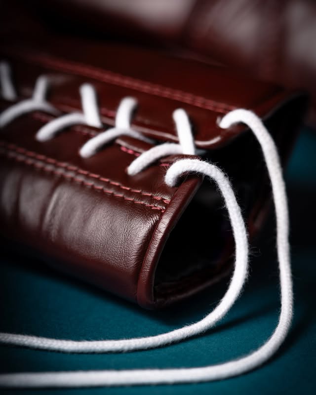 Fly Boxing Gloves Lace-Up | Maroon/Gold