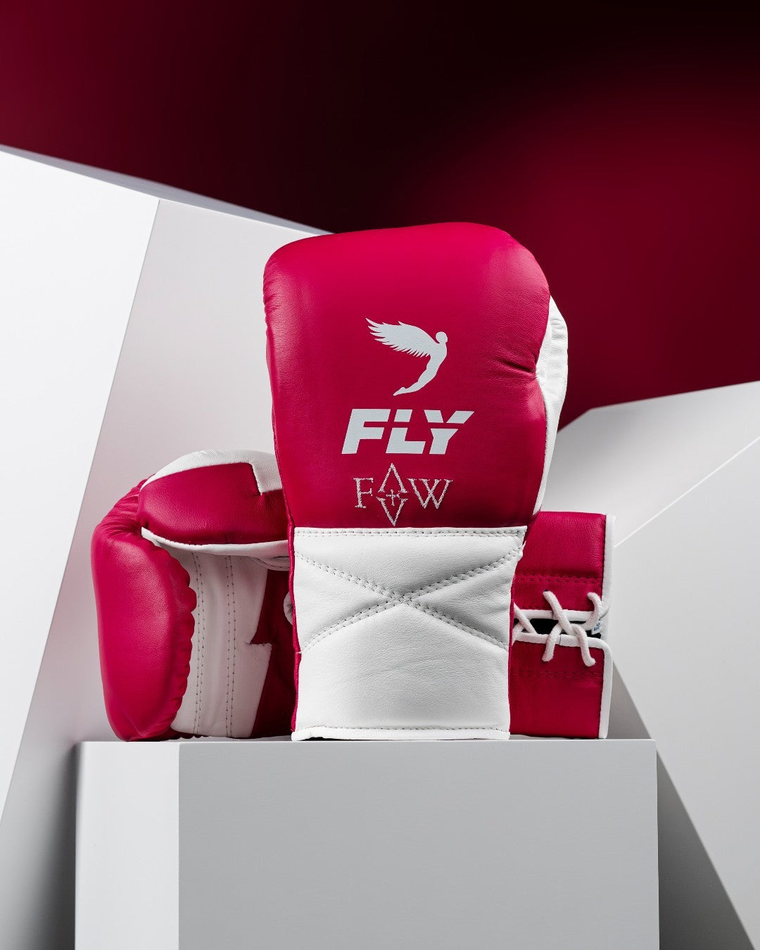 Fly Boxing Gloves Lace-Up | Pink/White