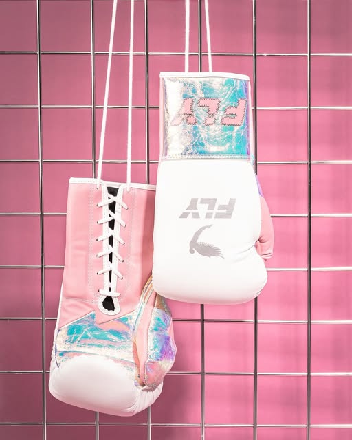 Fly Boxing Gloves Lace-Up | White/Pink