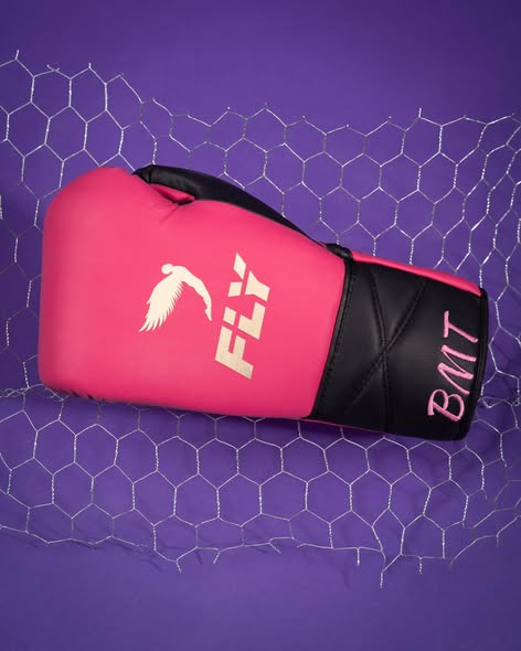 Fly Boxing Gloves Pink/Black | Lace-Up