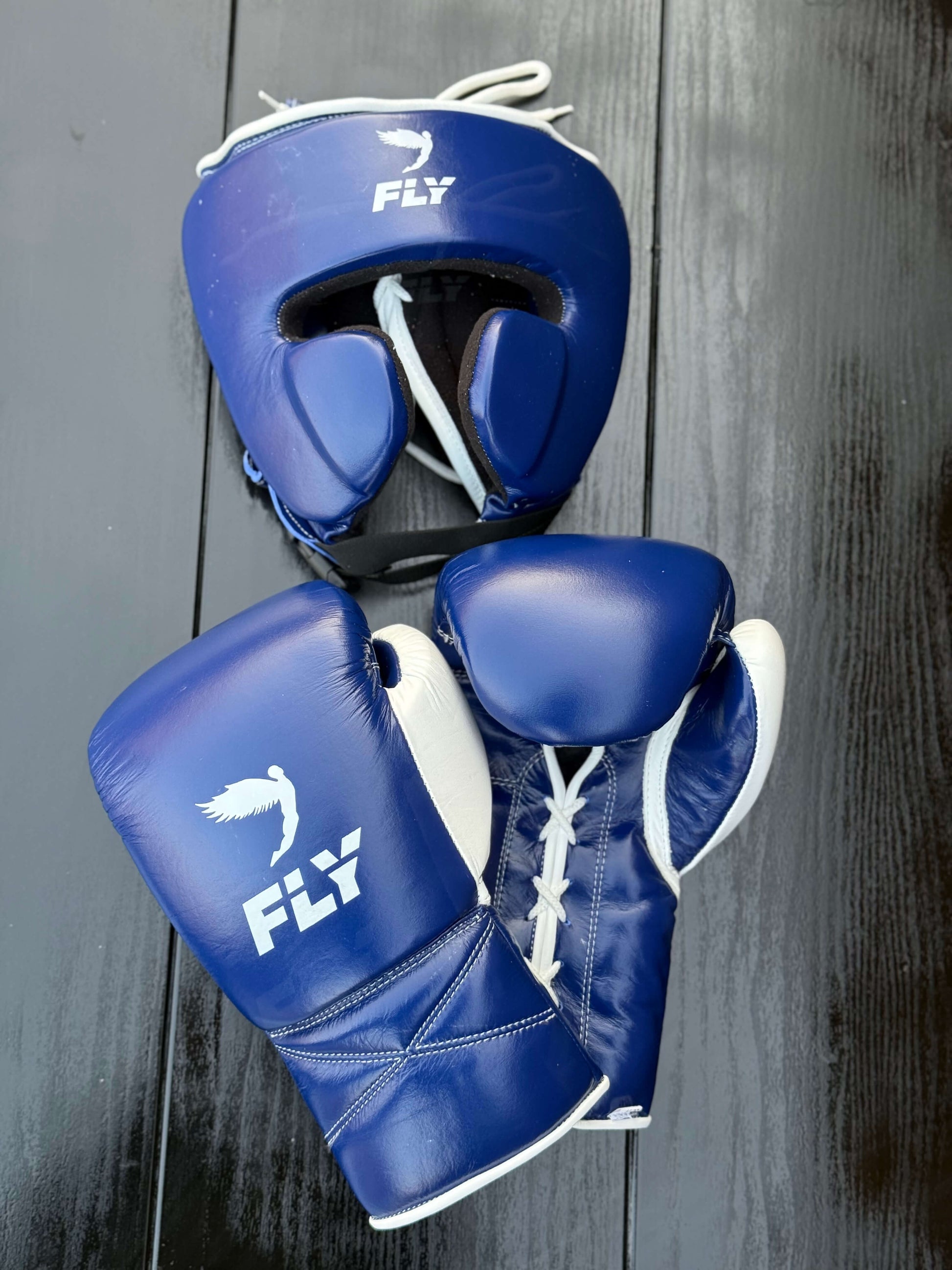 Fly Boxing Set | Navy-Blue/White