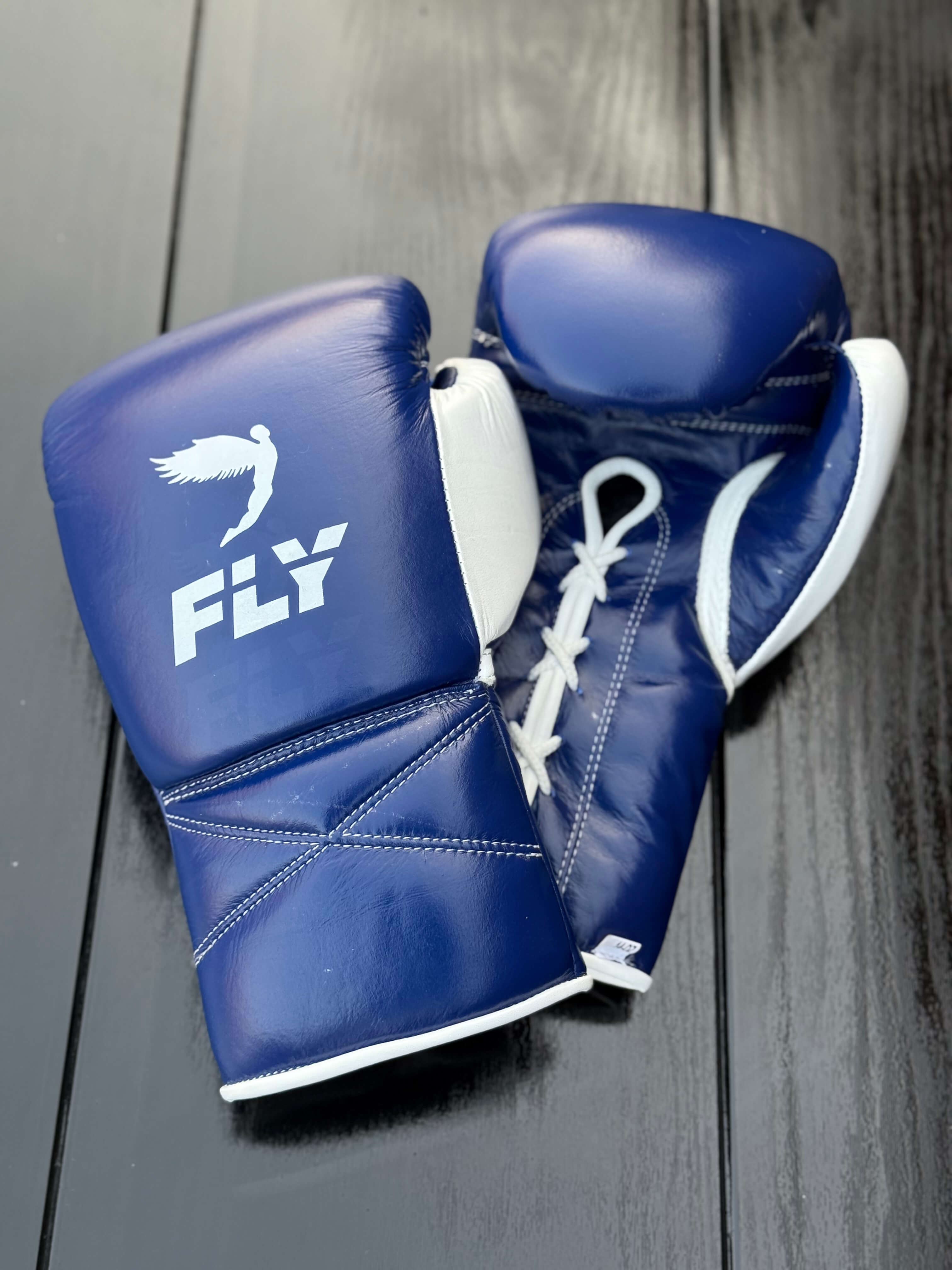 Fly Boxing Set | Navy-Blue/White
