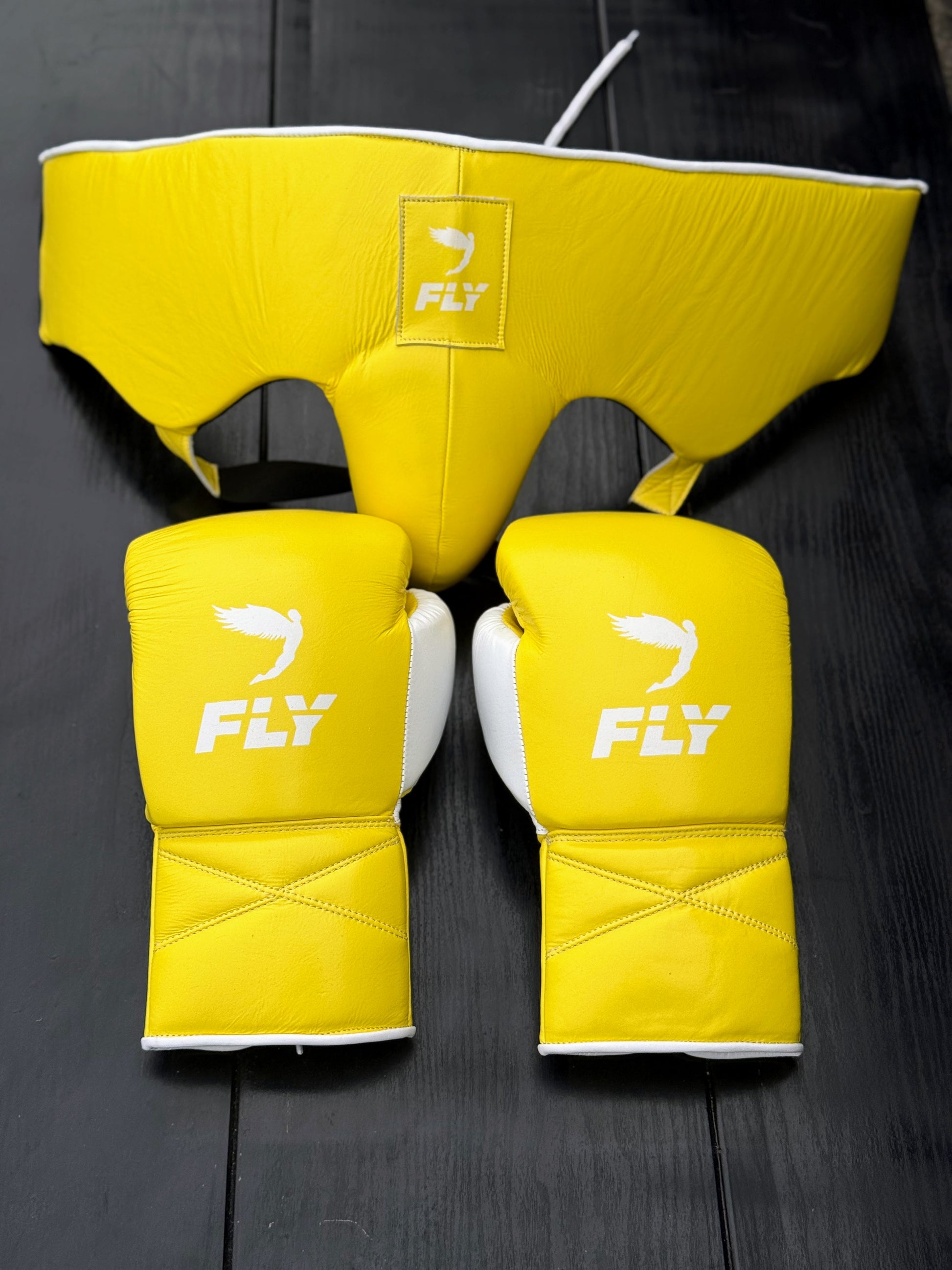 Fly Boxing Set | Yellow/White