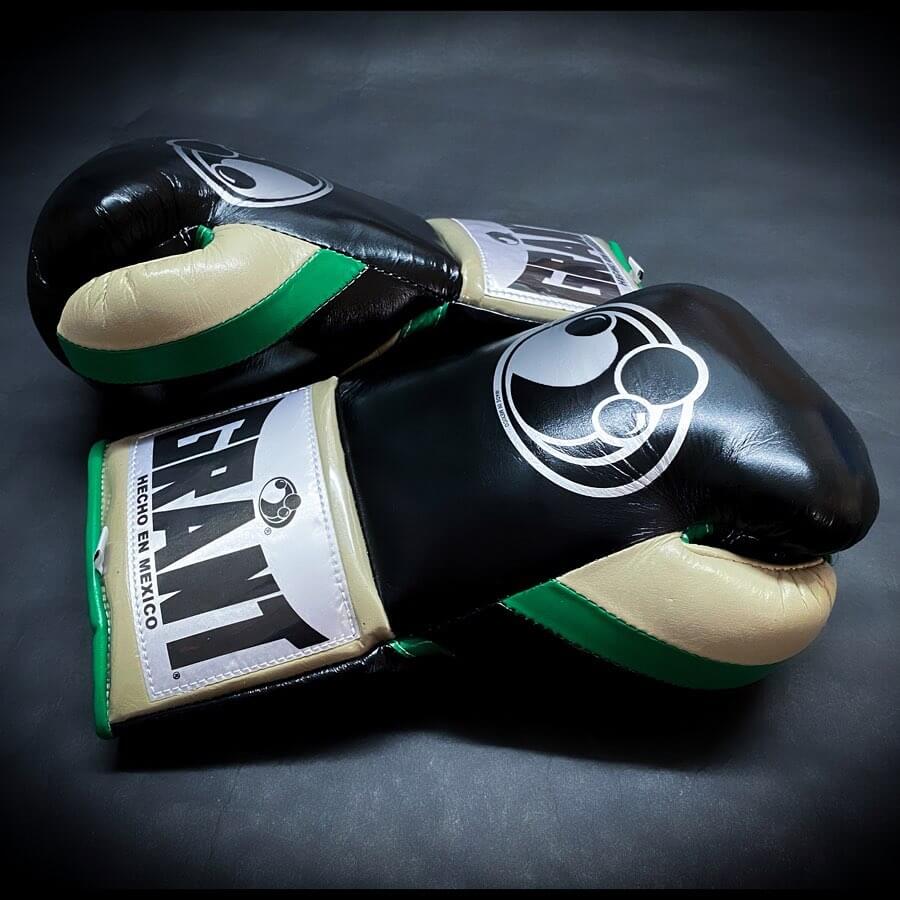 Grant Black/Beige/Green Boxing Gloves 14oz Premium Training Gloves Thumb View