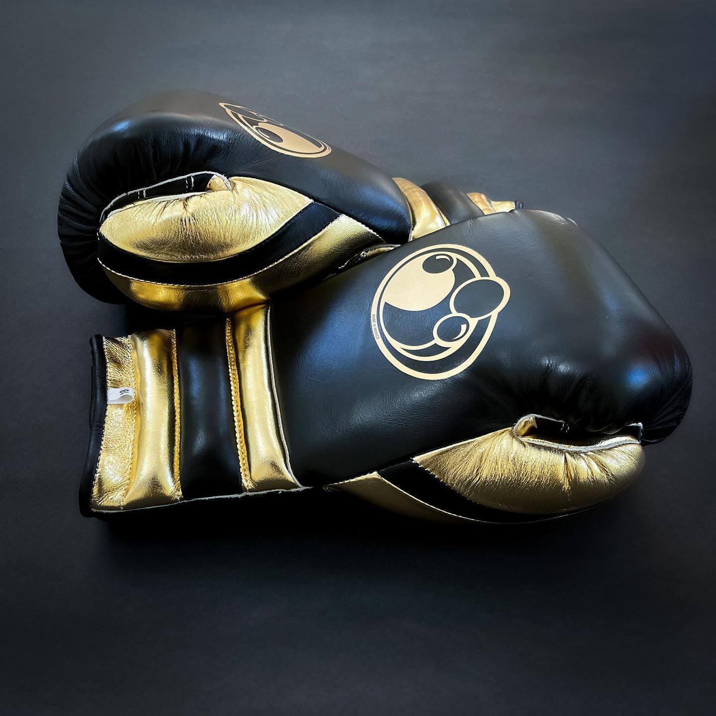 Grant Black/Light-Green/Gold Boxing Gloves Thumb View
