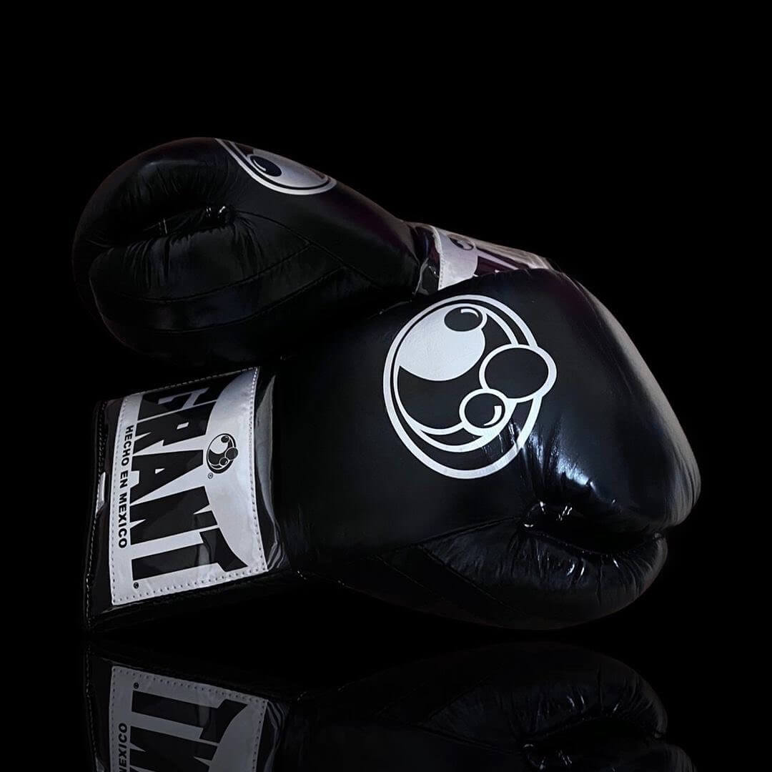 Grant Black Boxing Set Fitness Training Gloves Thumb View