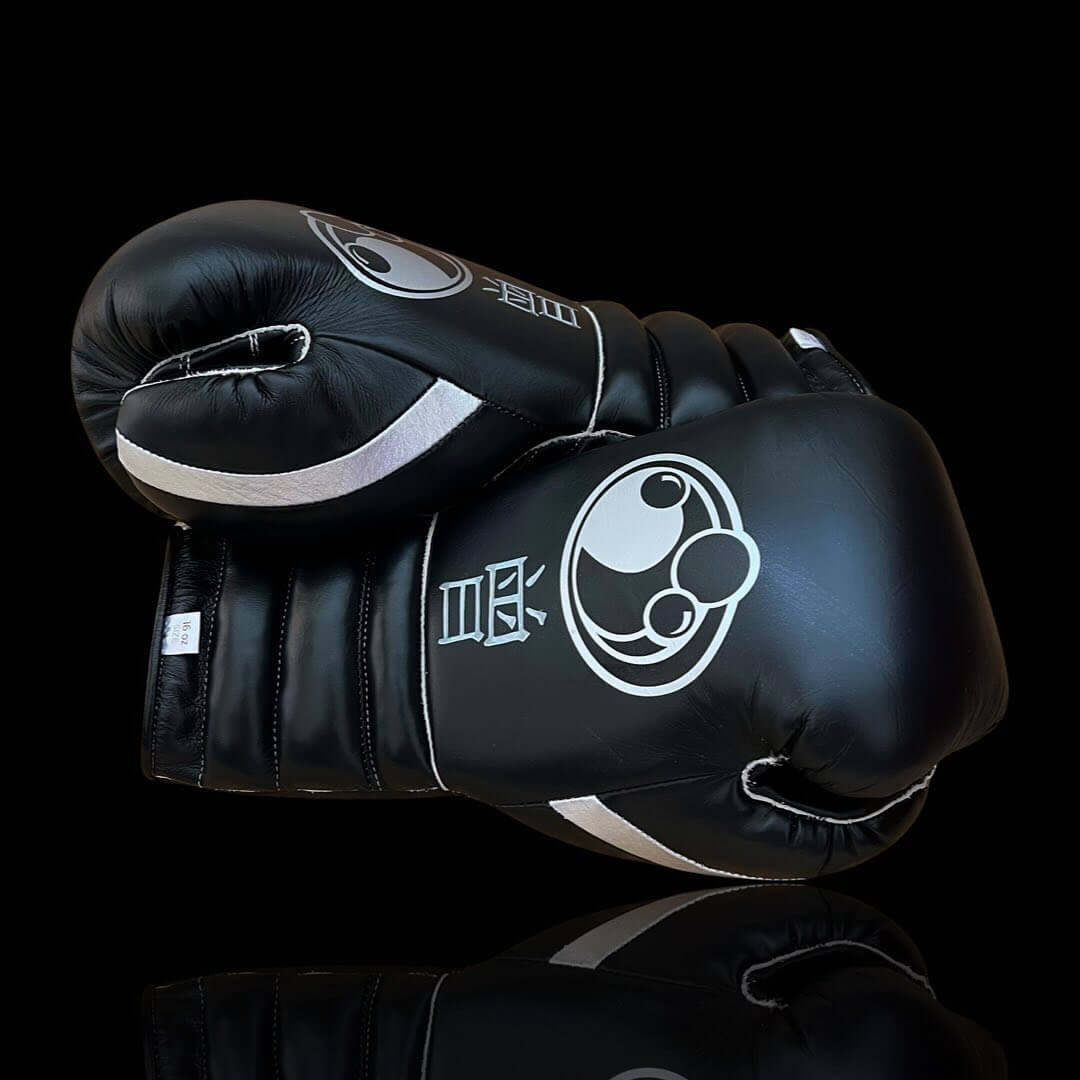 Grant Black Boxing Gloves Premium Leather Training Pair Thumb View