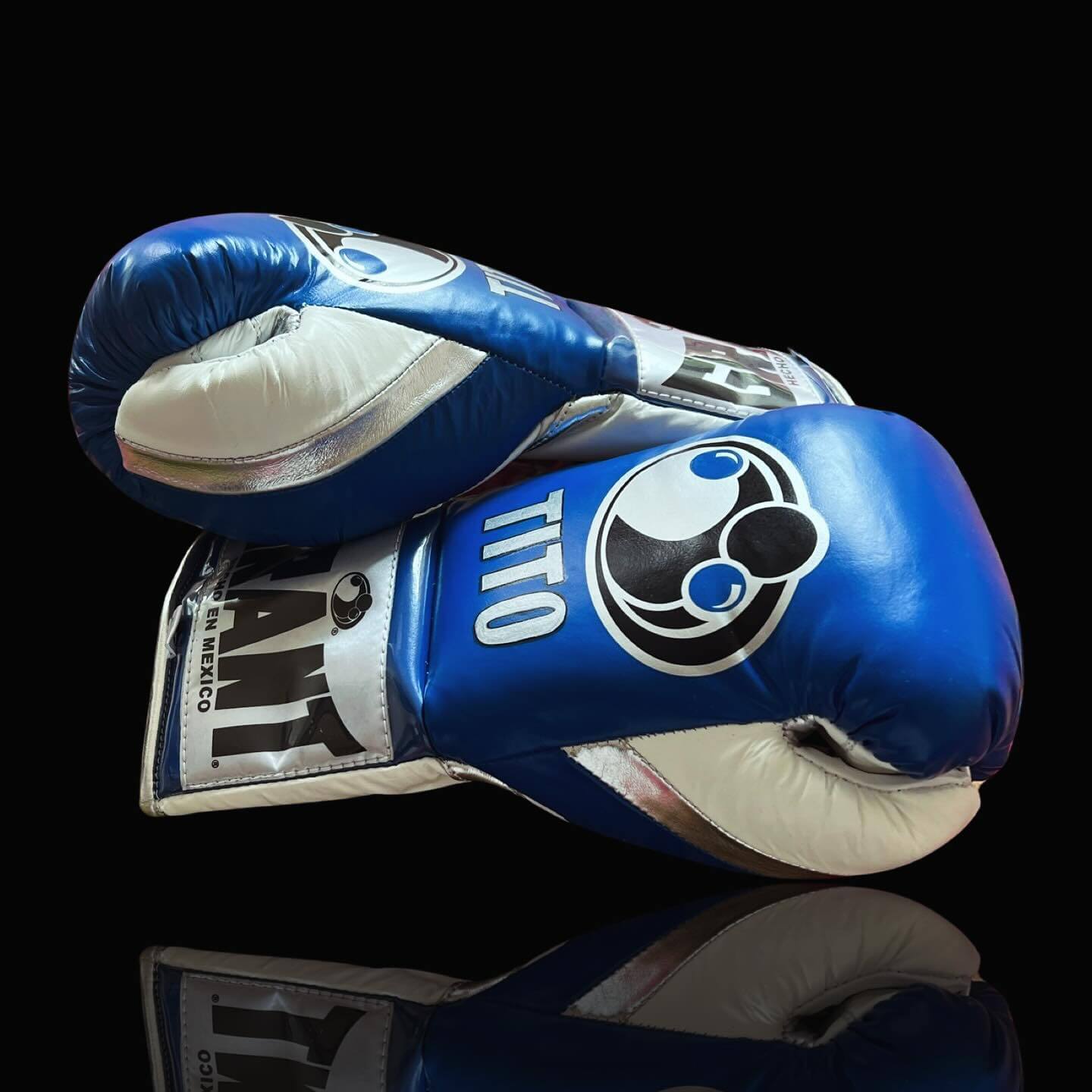 Grant Blue/White/Silver Boxing Gloves 14oz Premium Training Gloves Thumb View