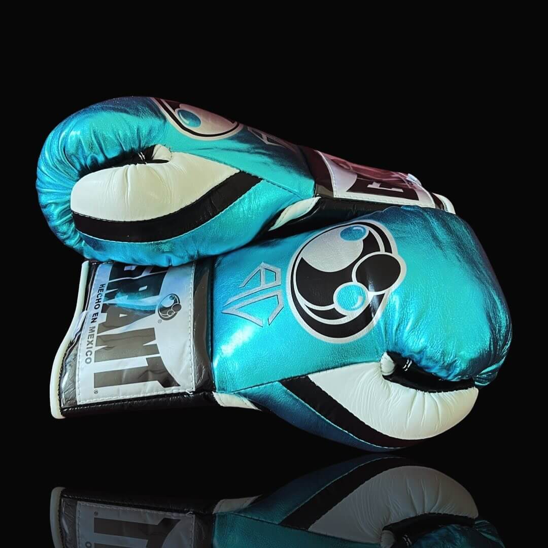 Grant Boxing Gloves Sky-Blue/Black/White 14oz Leather Training Gloves Thumb View
