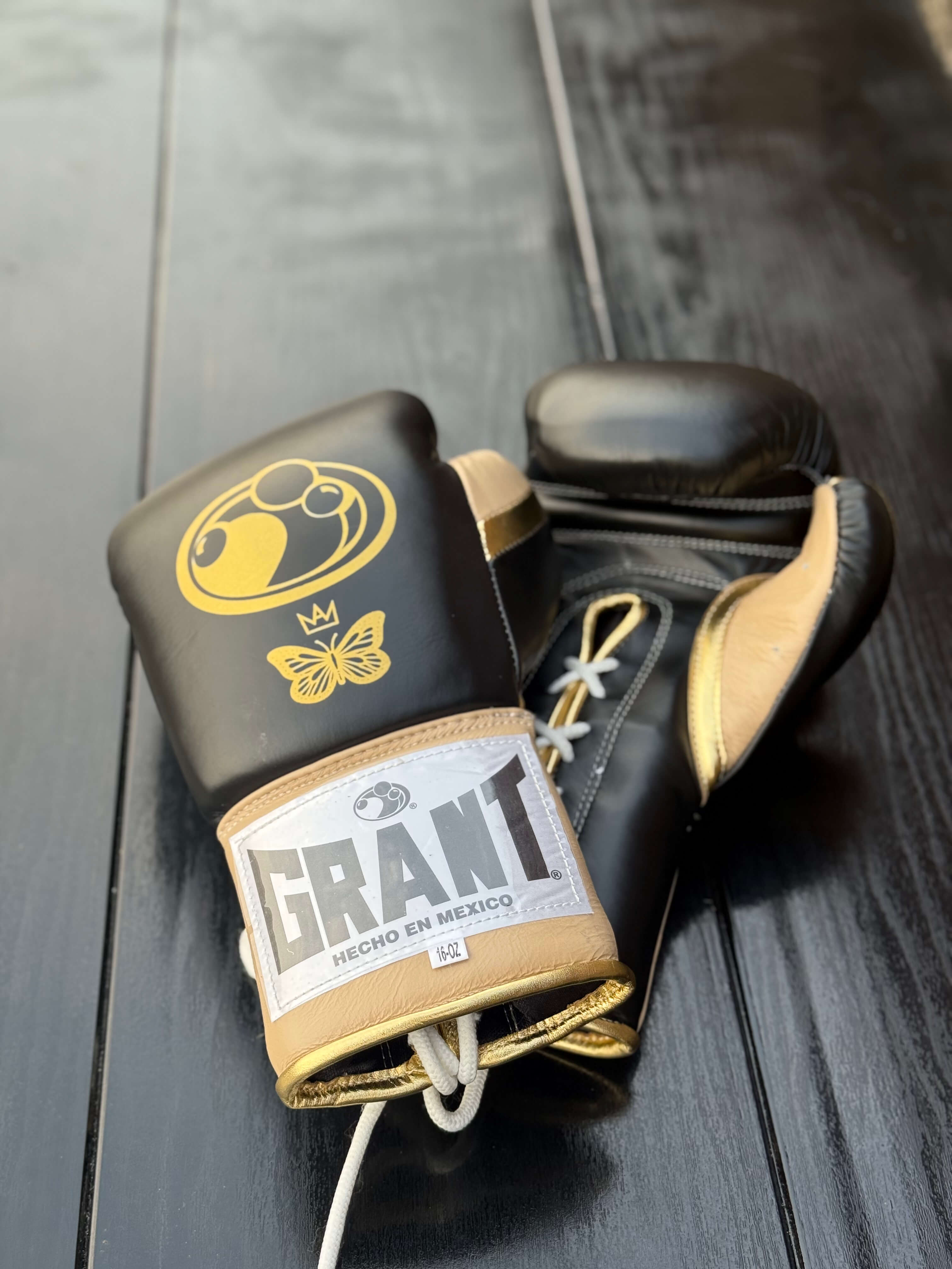 Grant Boxing Sets Black/Beige/Gold Leather Gloves