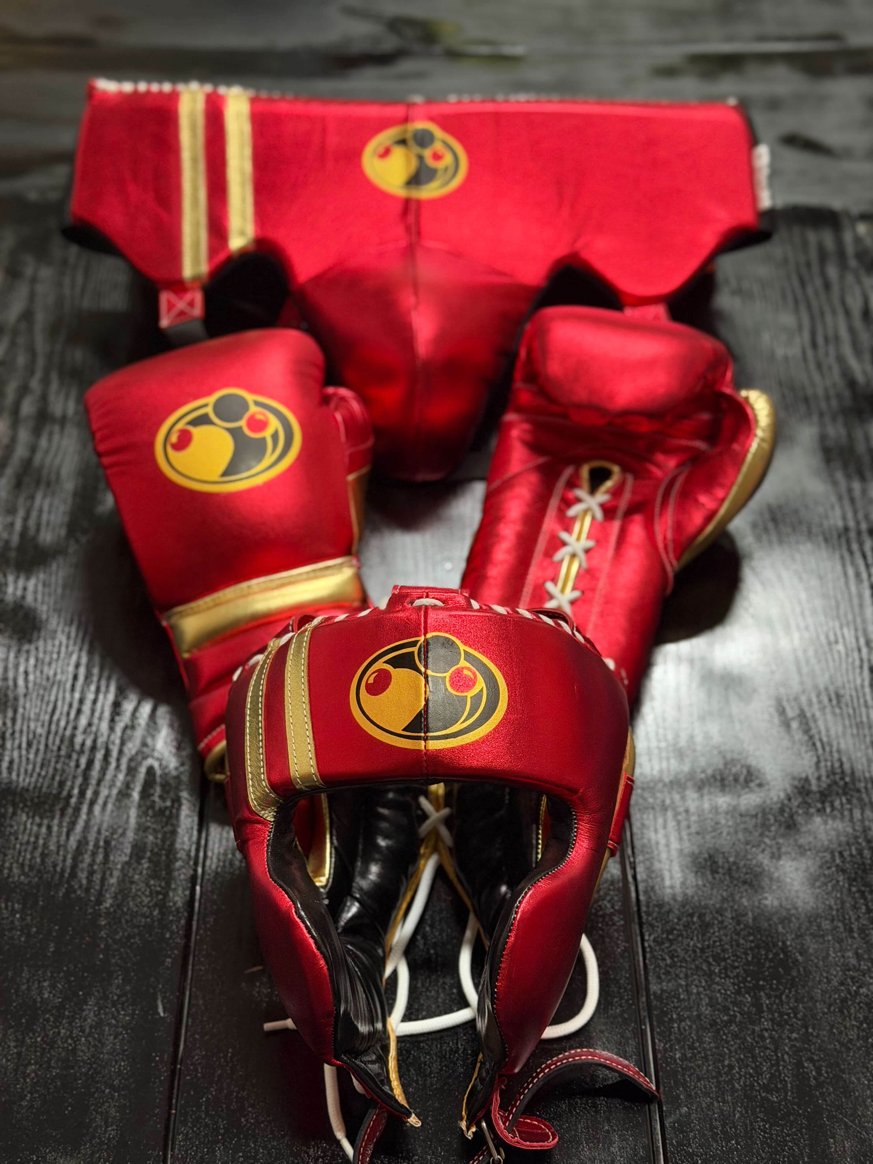 Grant Boxing Sets Red/Gold Leather Gloves and Mitts for Sparring
