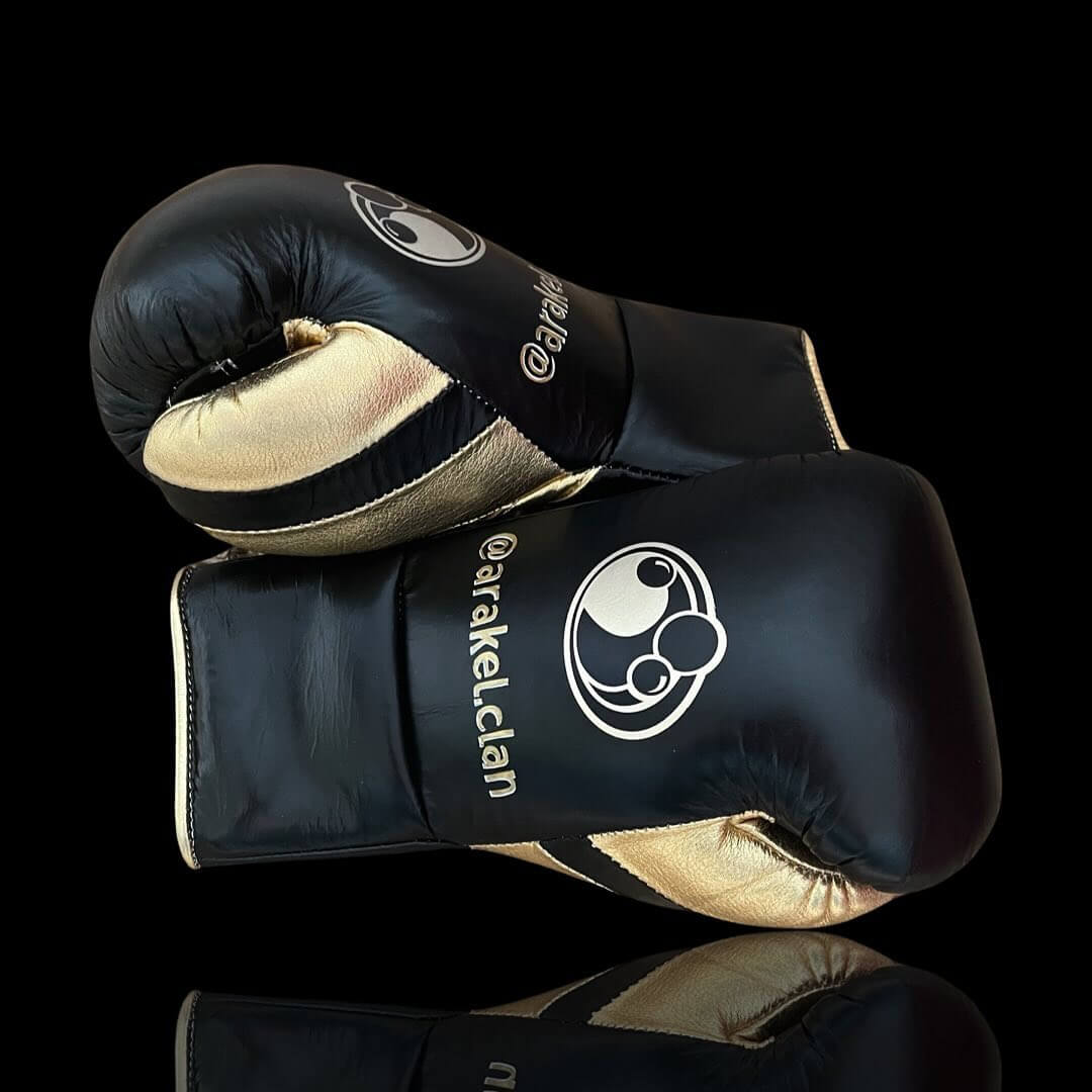 Grant Leather Boxing Set Black/Gold Gloves