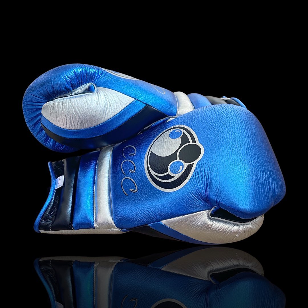 Grant Blue/Silver/Black Full View Leather Boxing Gloves Side View