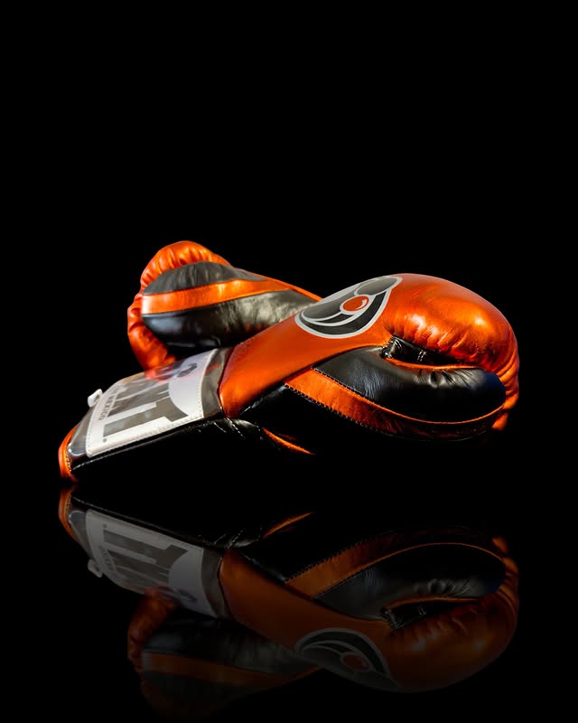 Grant Boxing Set Orange/Black Gym Training Gloves Thumb View
