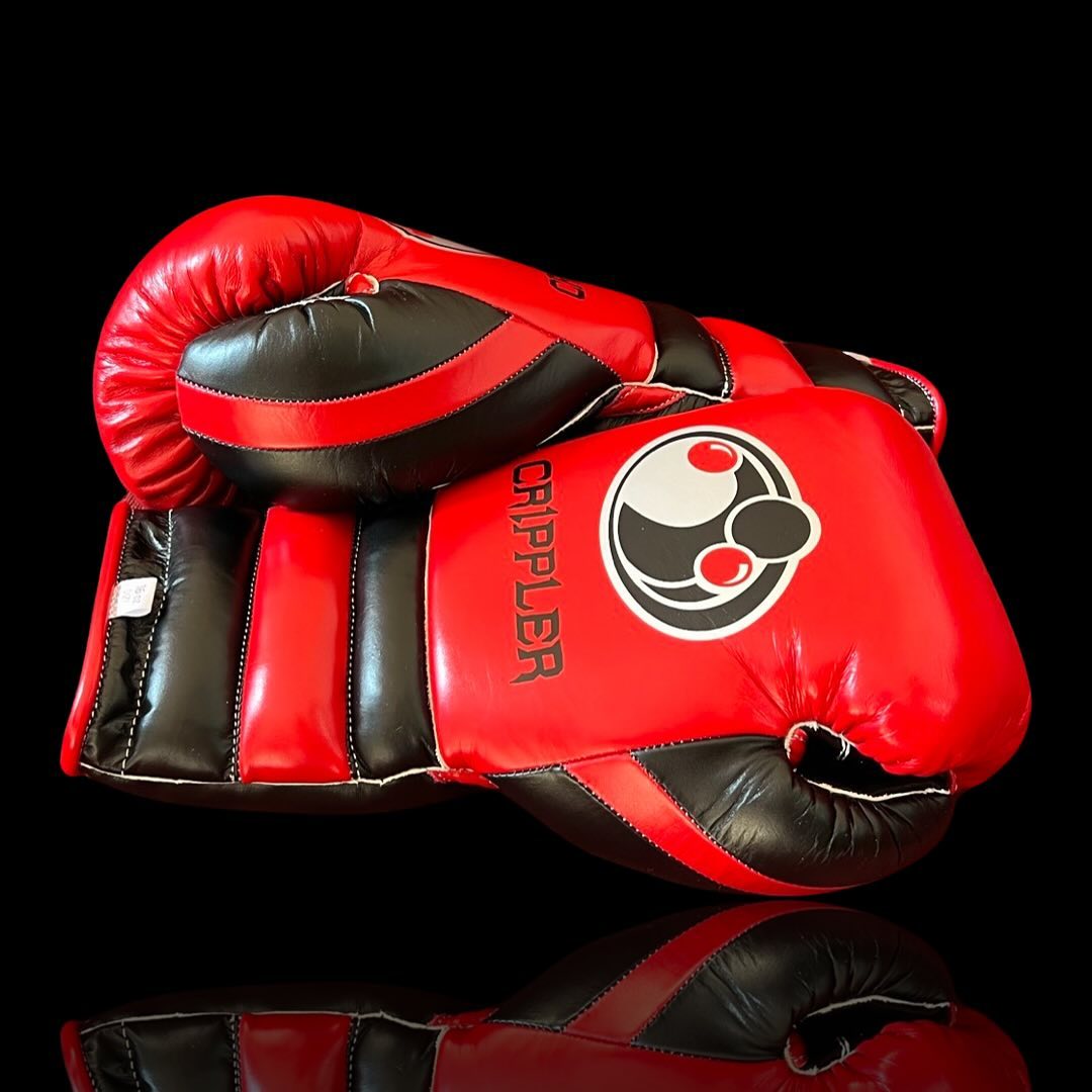 Grant Red/Black Boxing Gloves Premium Quality Training Thumb View