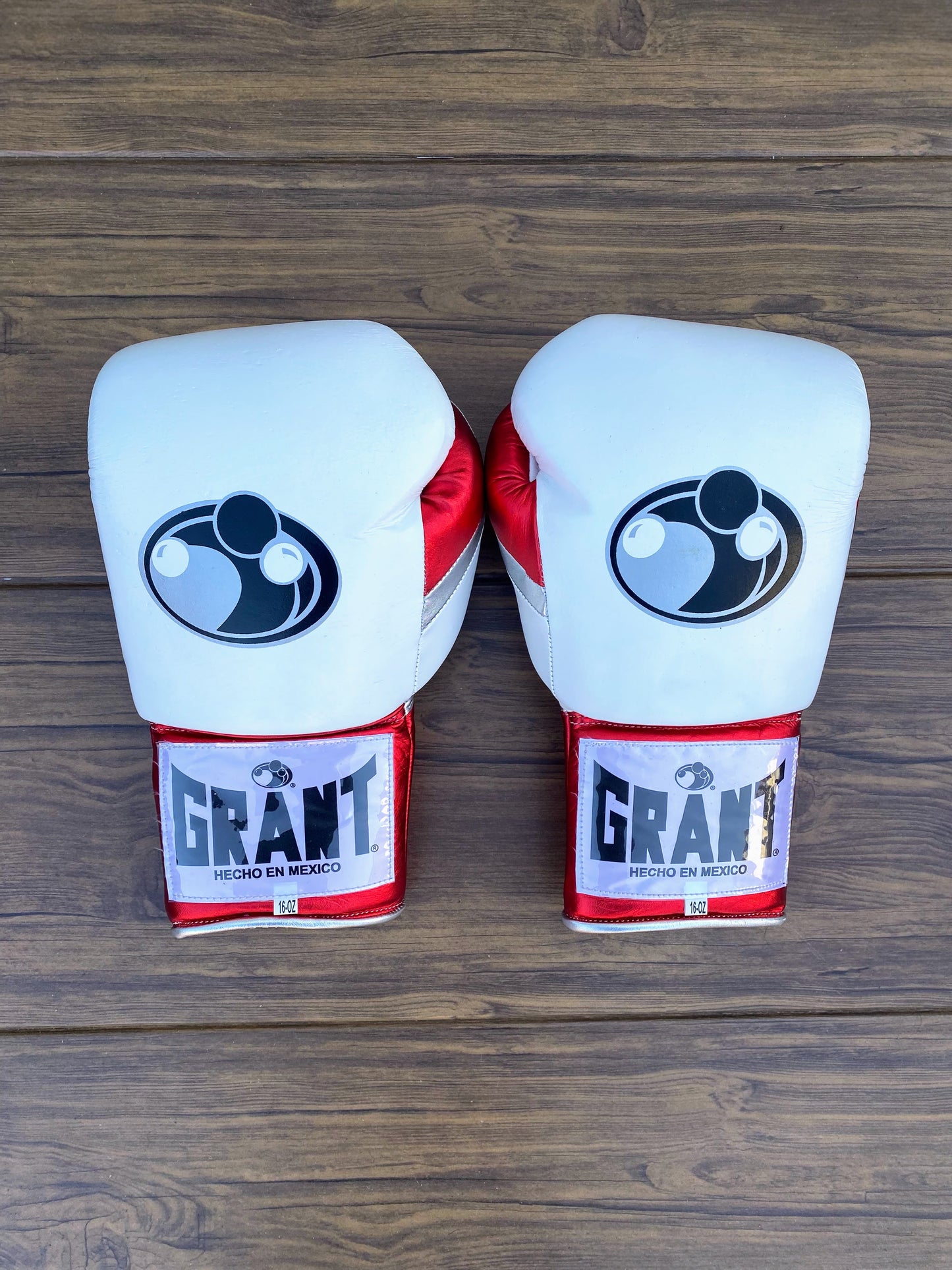 GRANT boxing glove, WHITE Grant boxing gloves, thanksgiving gift for students, Christmas gift, Birthday gift for Friends, Wedding gift for Men, Gift shop, Halloween gift for Kids