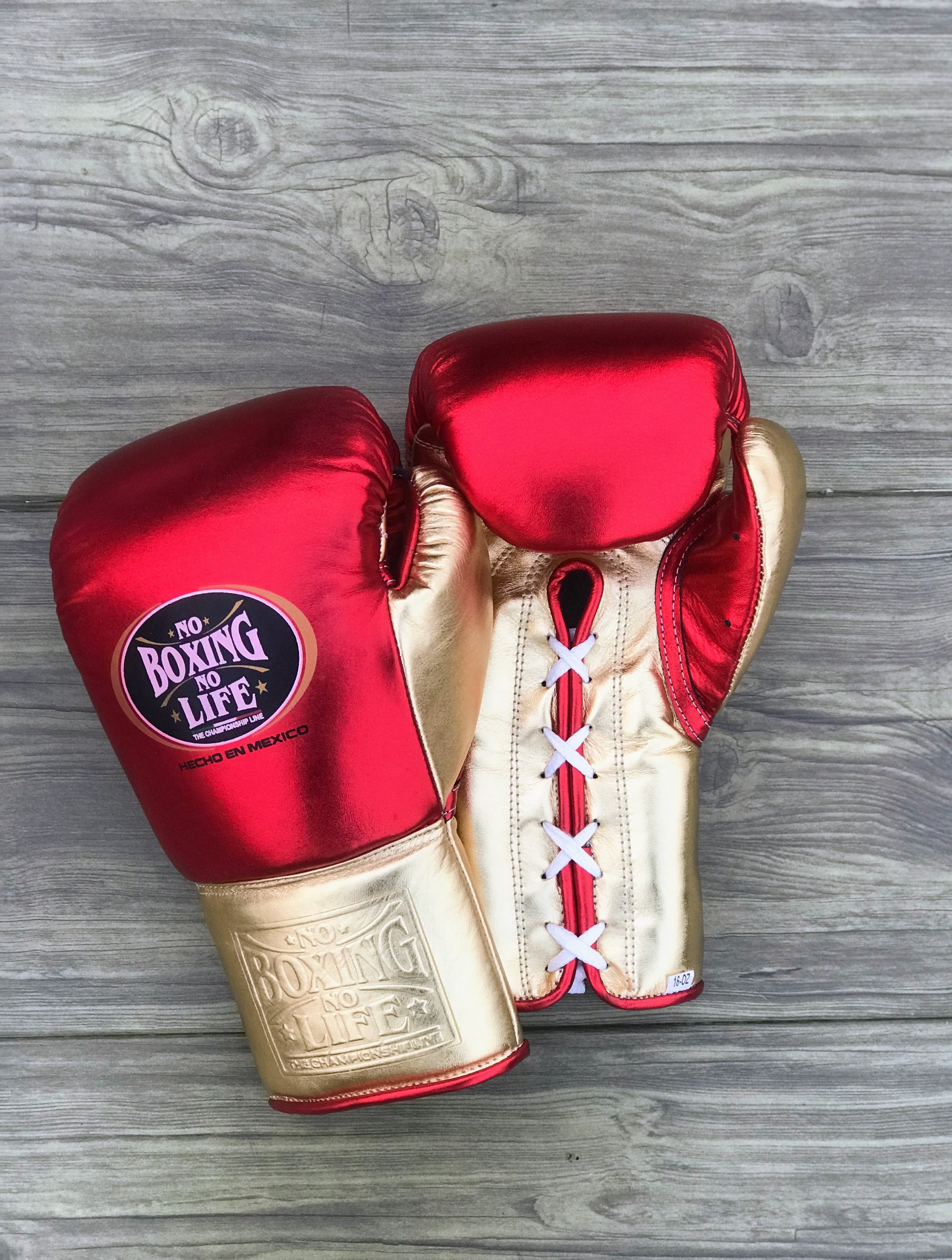 High Value No Boxing No Life Fitness Collection Red/Gold Training Kit