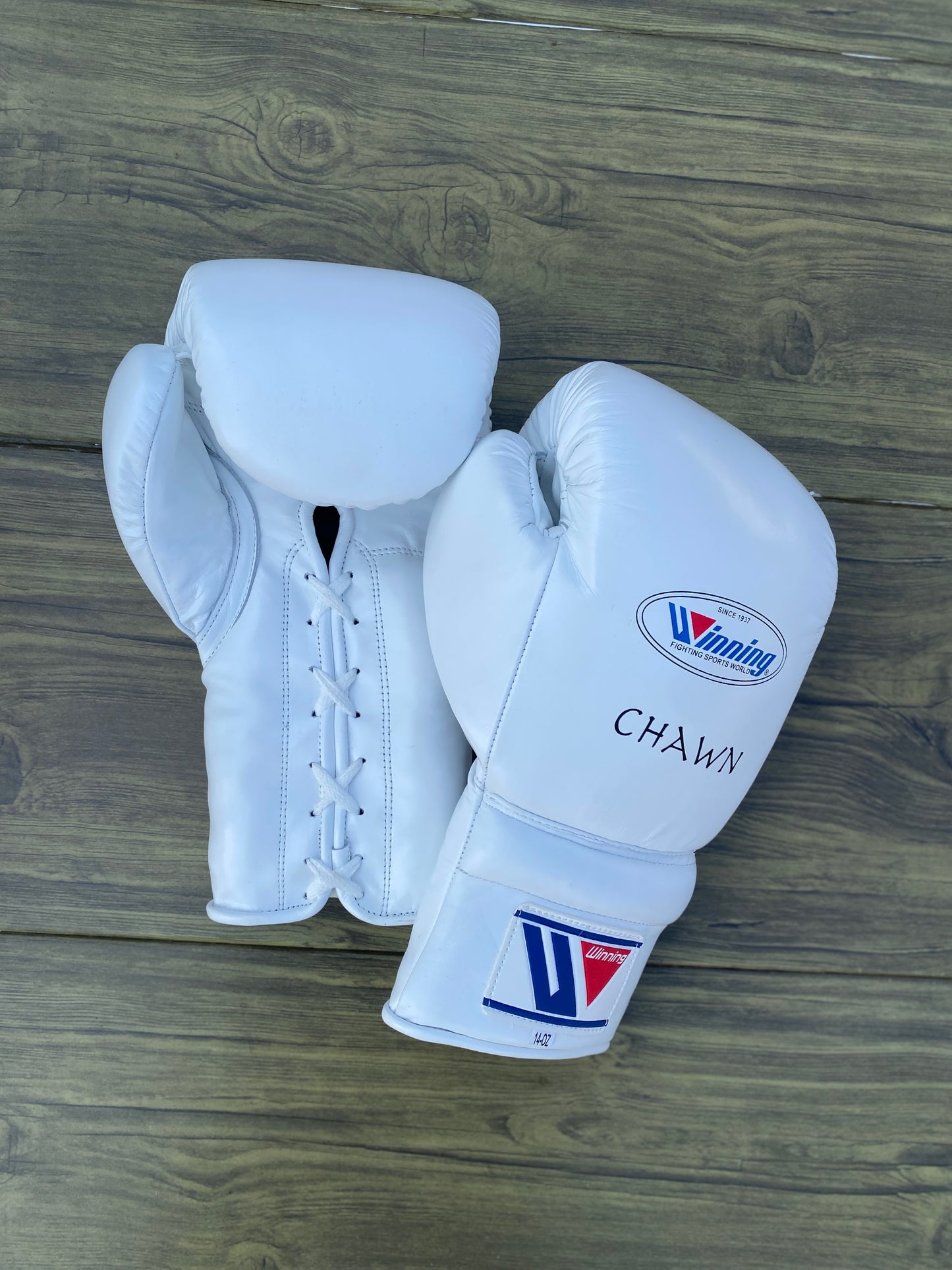 Winning boxing gloves set, Winning white/black Boxing Gear, Winning Head Guard, Winning Groin Guard,