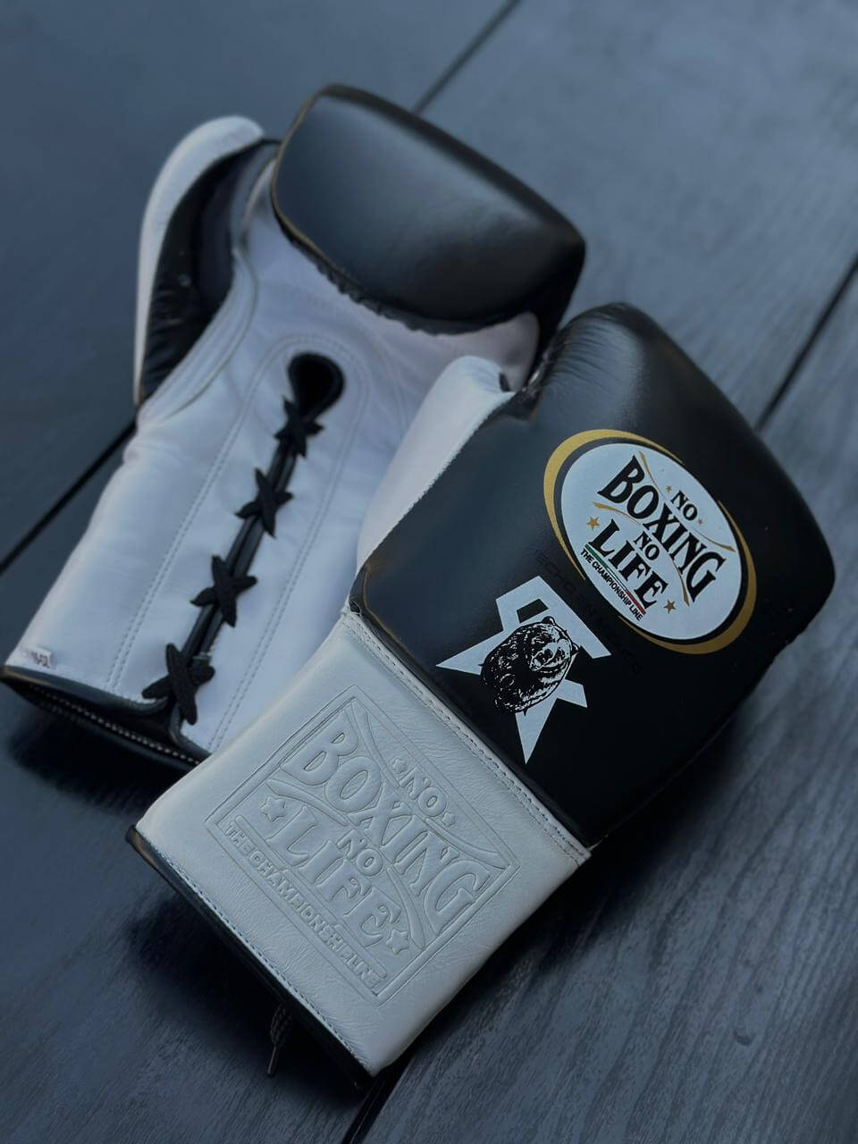 No Boxing No Life Gloves Black/White Curved Leather Gloves for Sparring