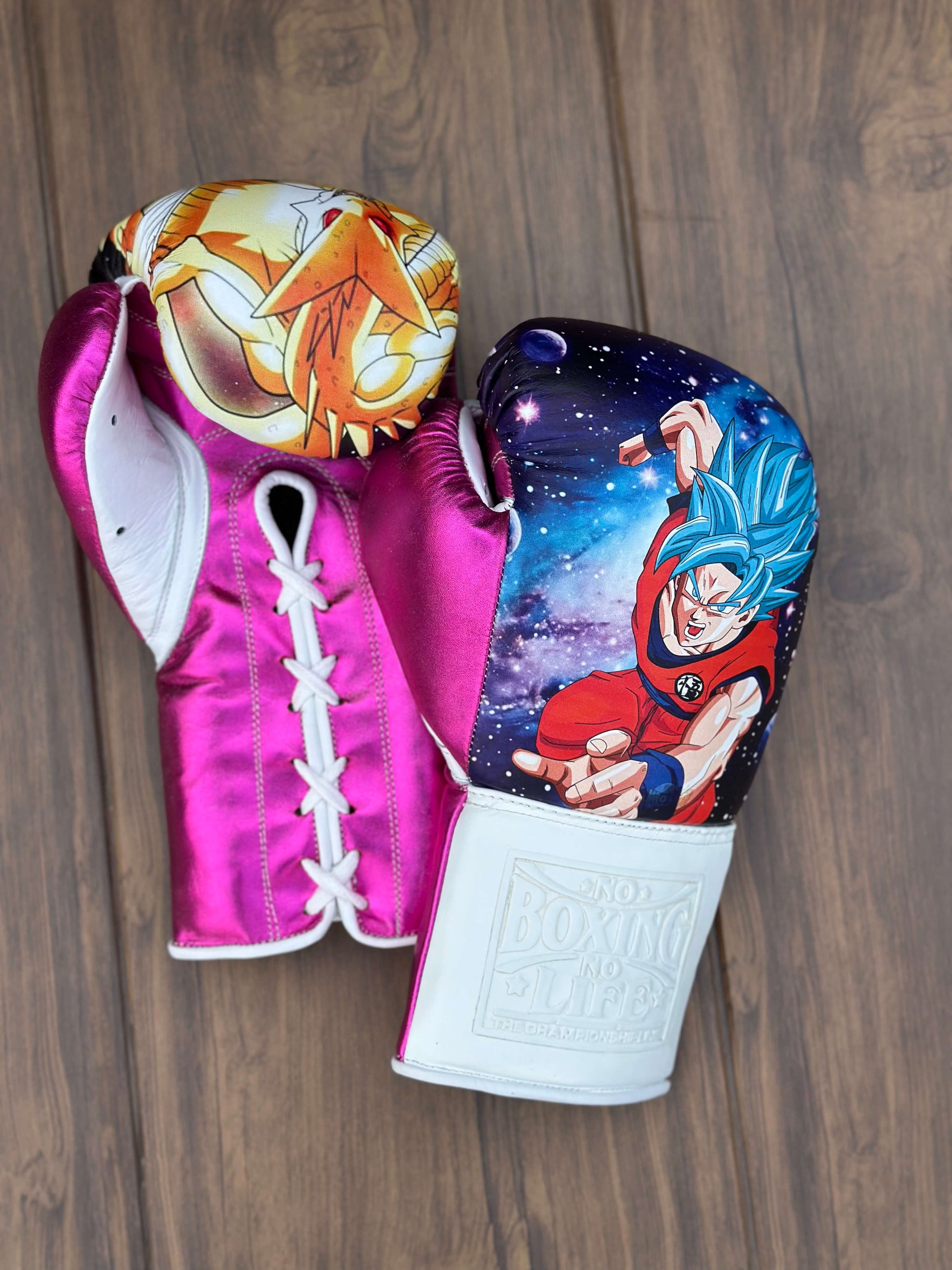 No Boxing No Life Gloves Pink/White Leather Gloves View