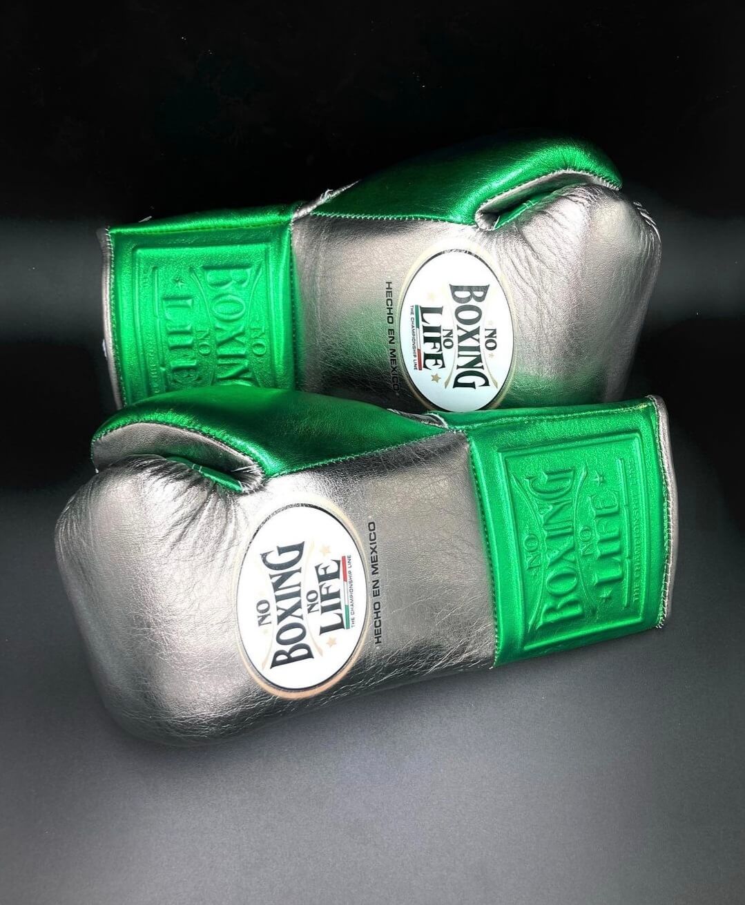 No Boxing No Life Silver/Green Leather Boxing Gloves Classic Design Pair