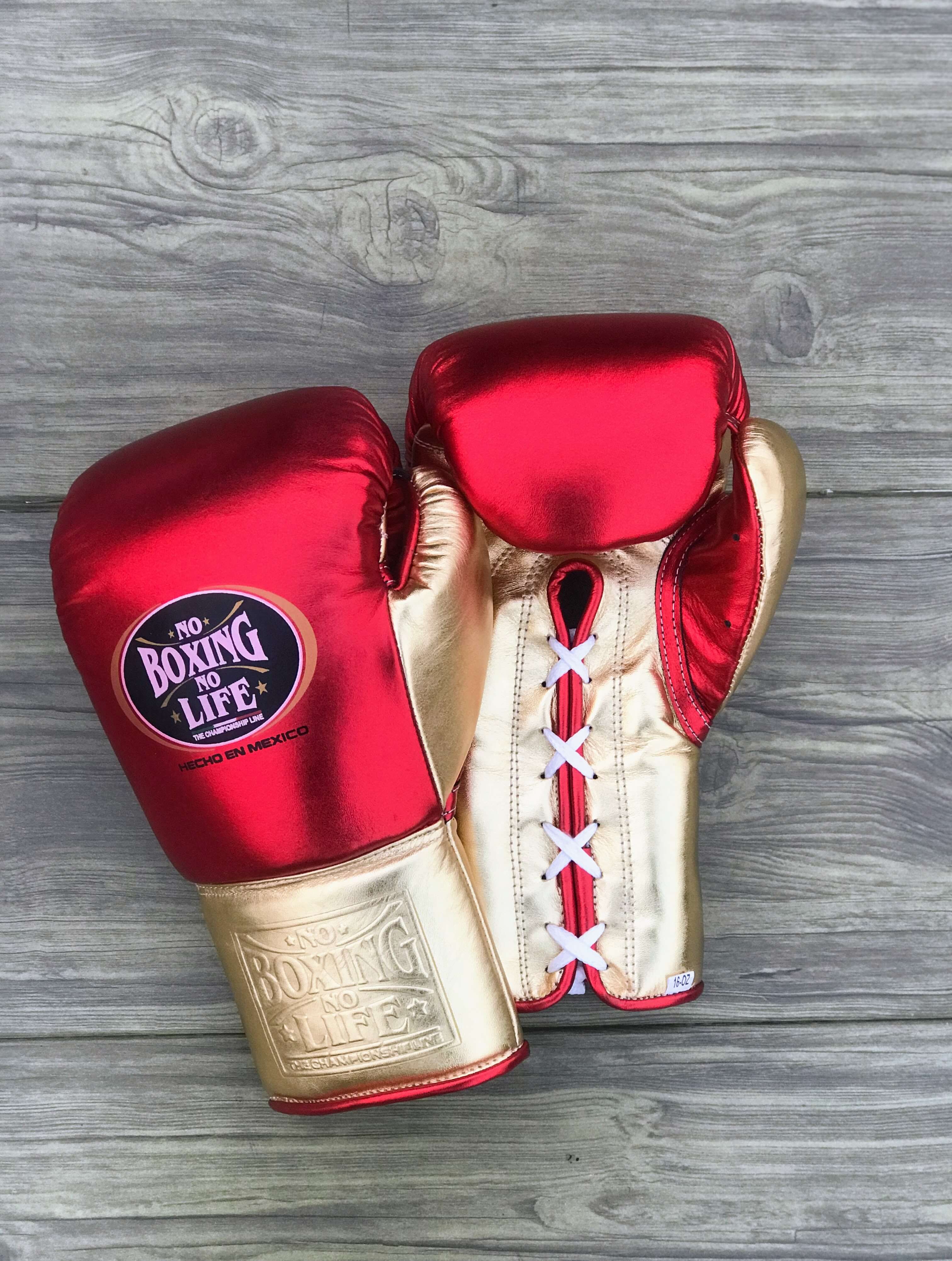 No Boxing No Life Complete Boxing Set Red/Gold Gloves View