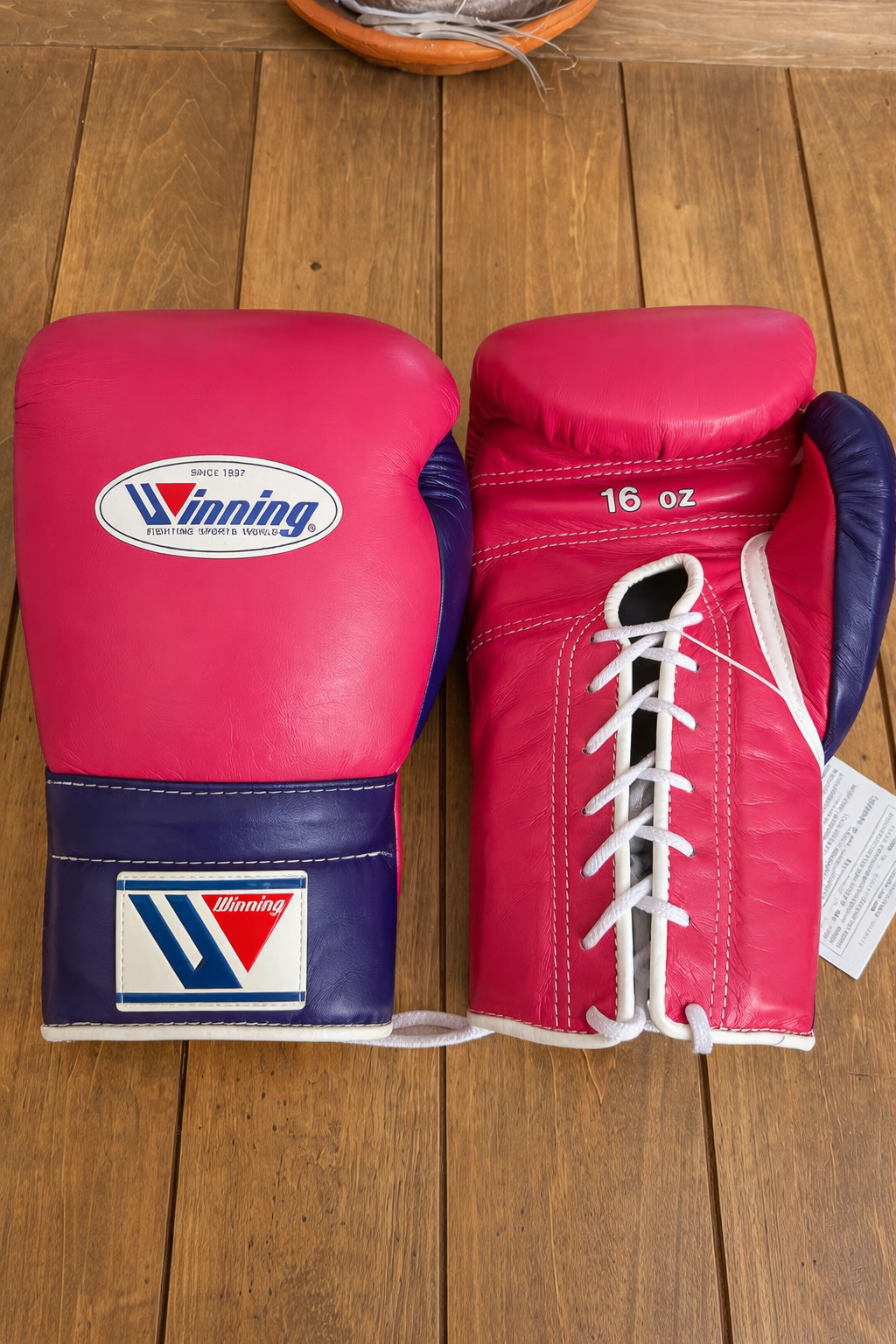 Winning Pink/Purple boxing gloves high quality lace up boxing gloves
