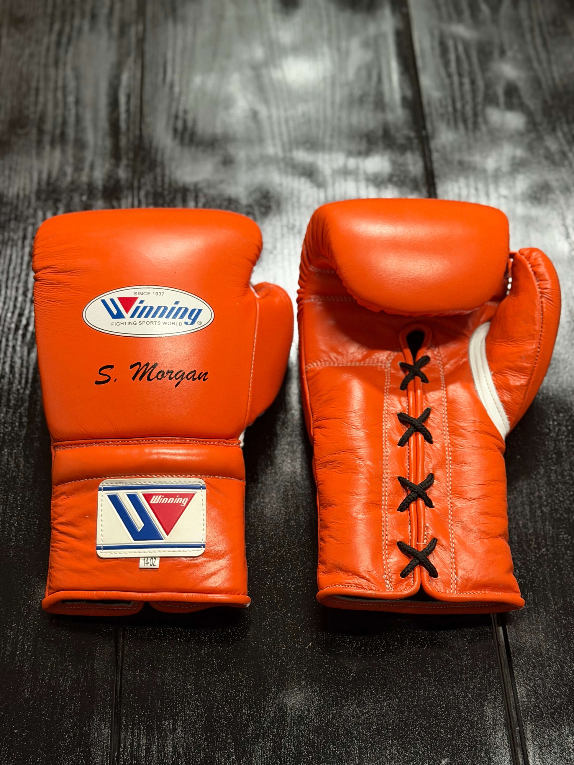 Winning Boxing Sets Orange Leather Gloves Front View