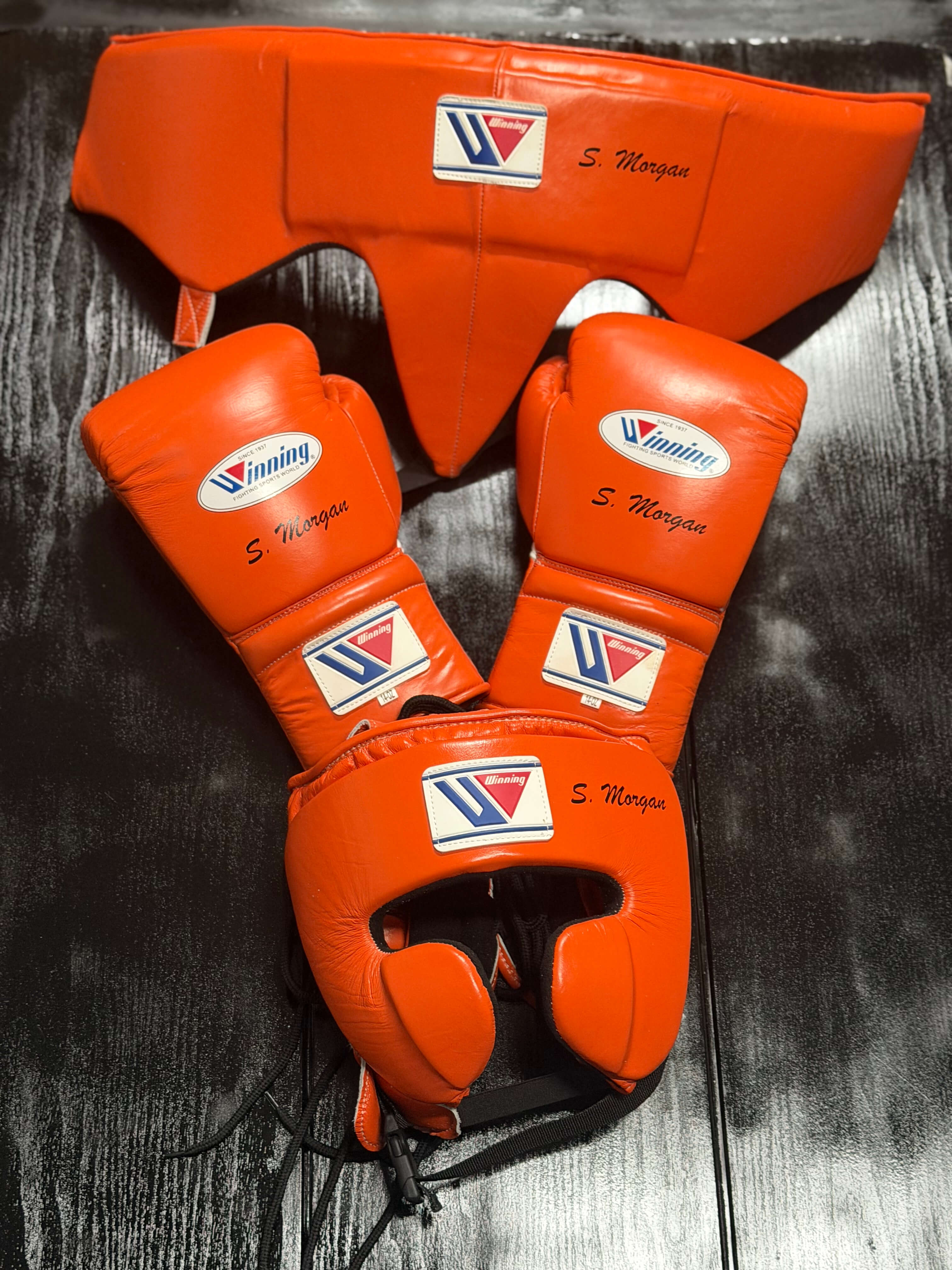 Winning Boxing Sets Orange Leather Gloves and Mitts for Training View