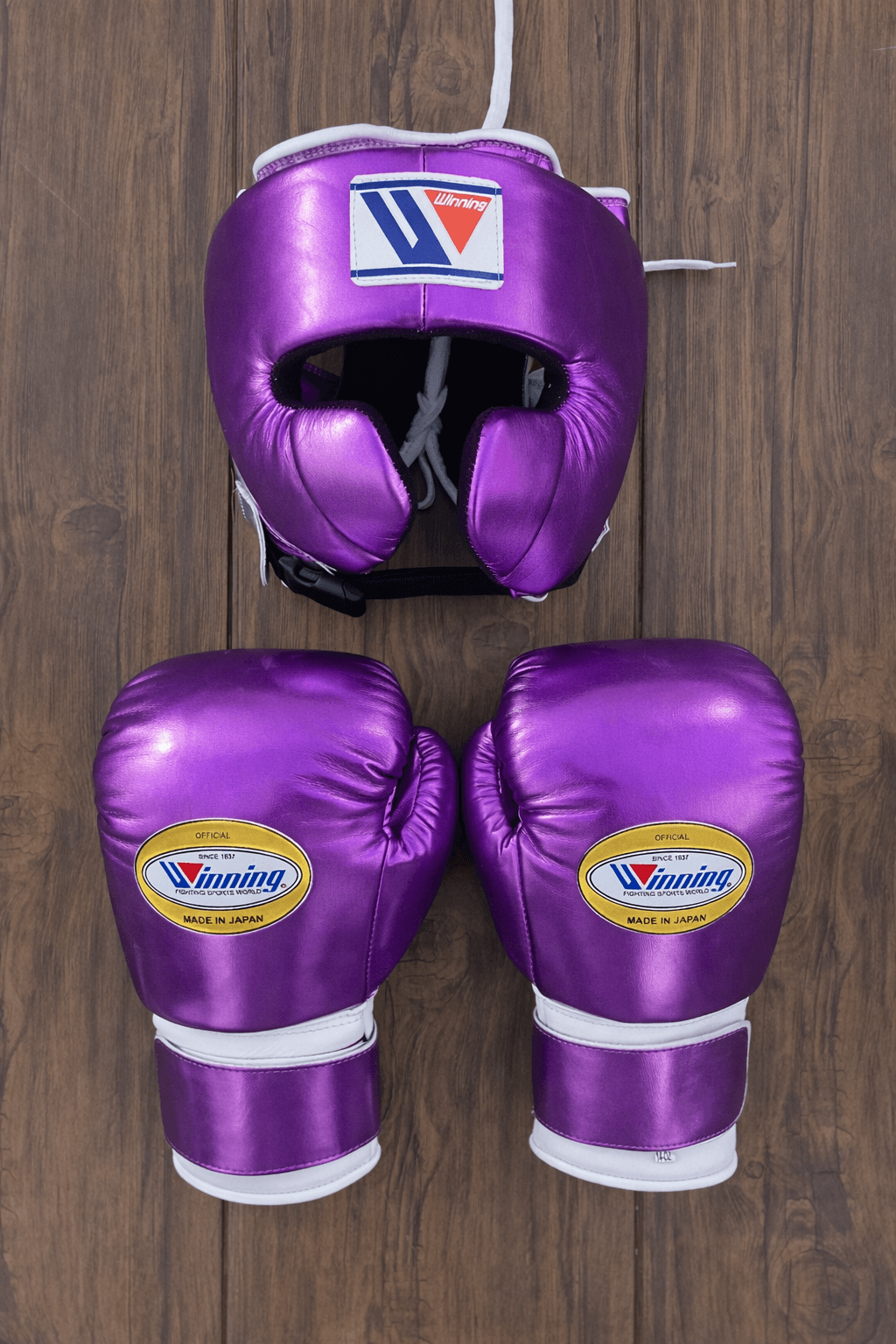 Winning Full Gear Boxing Set Purple/White 14oz Gloves Training Pack