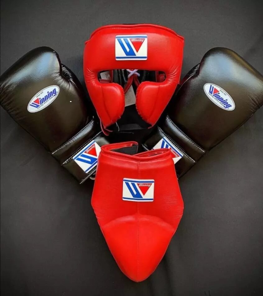 Winning Red/Black Full Boxing Set Gloves Headguard Groin Guard