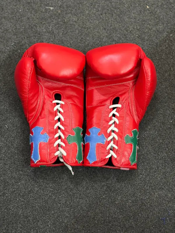 Winning Red Boxing Set Fitness Training Gloves Front View