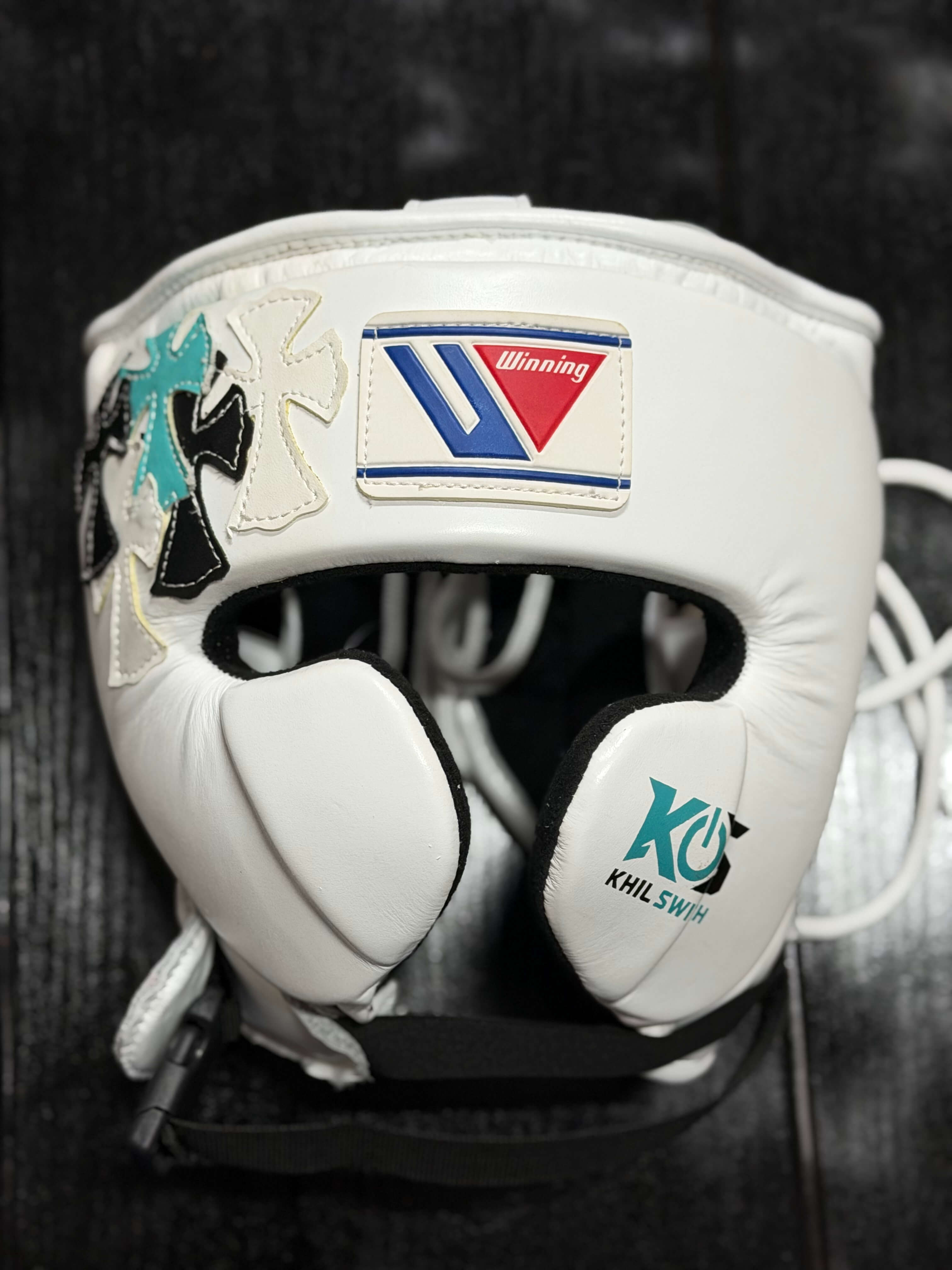 Winning Boxing Sets White/Black/Teal Chrome Heart Style Training Set Headguard